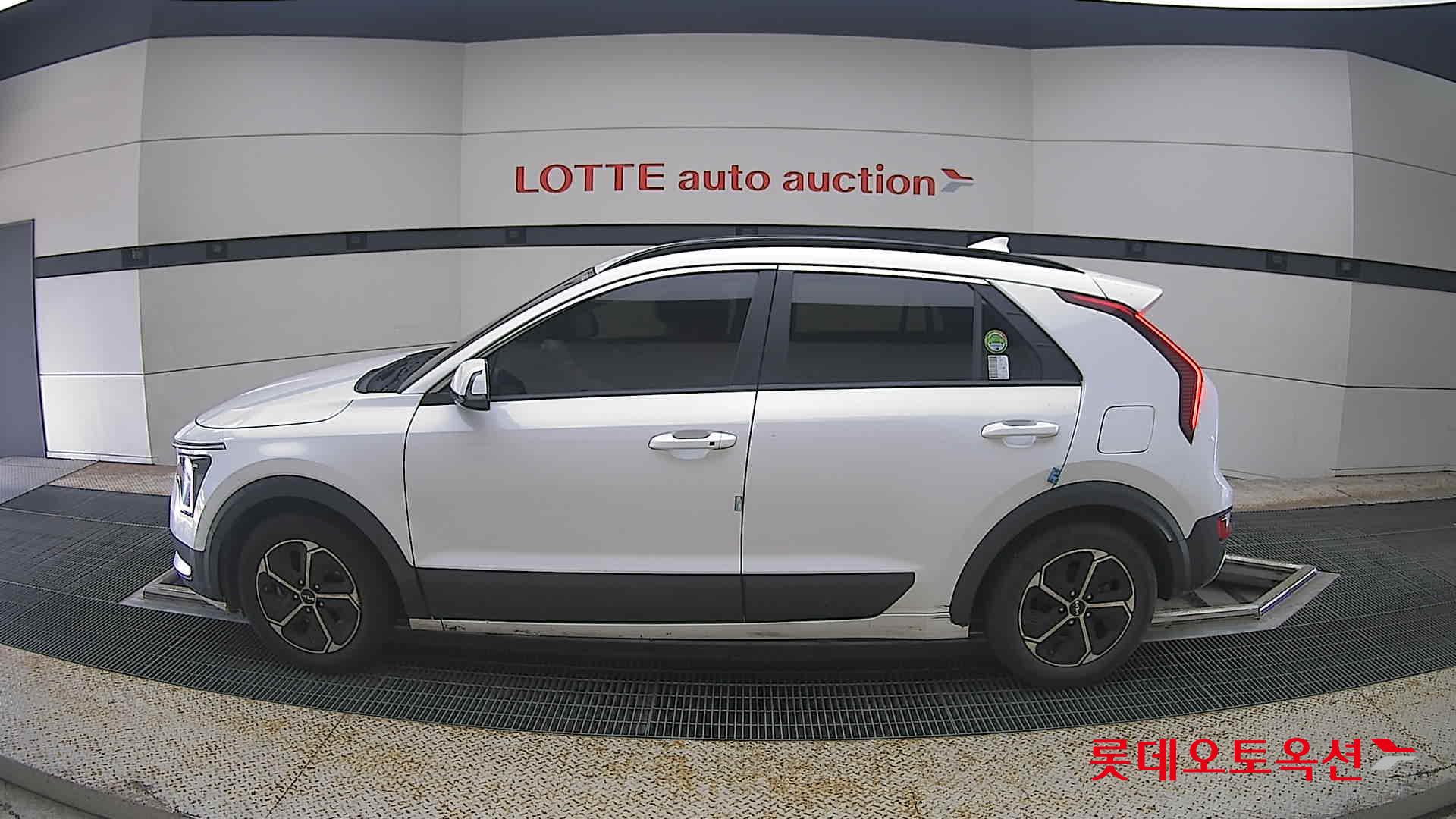 2022 - kia niro