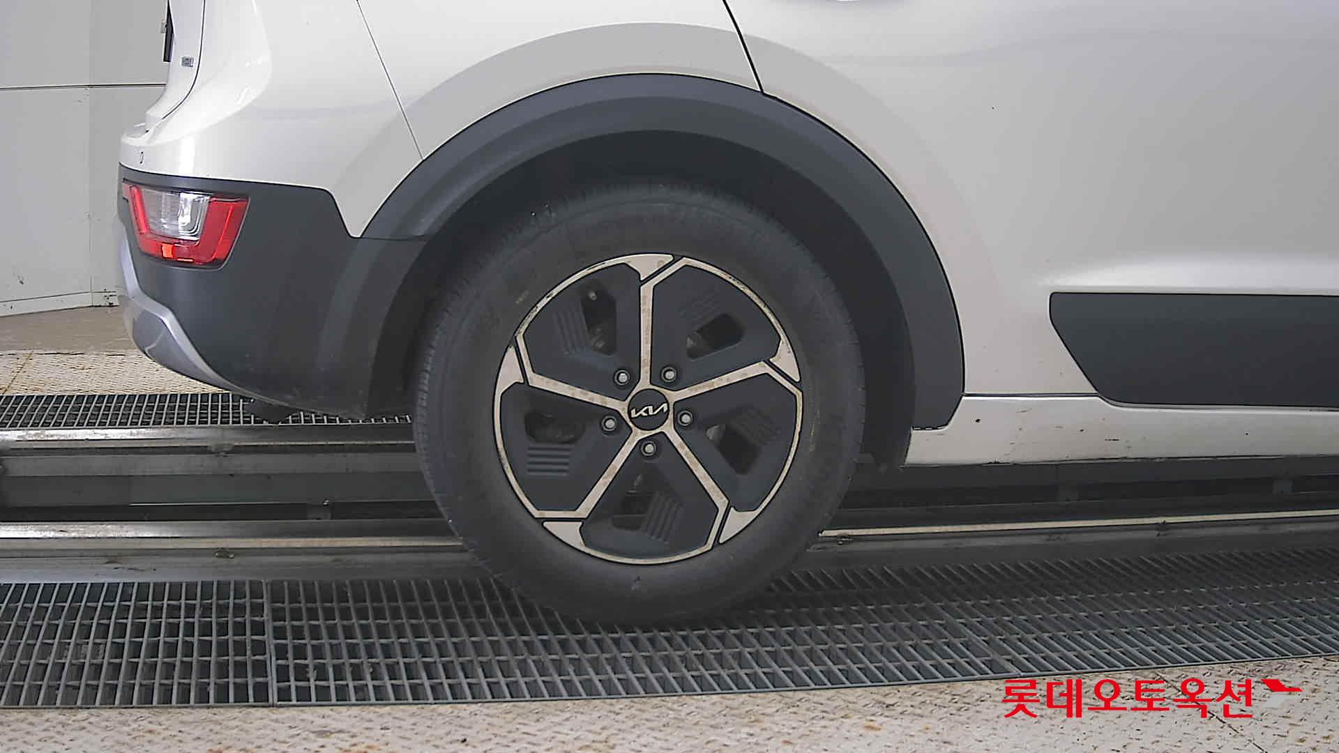 2022 - kia niro