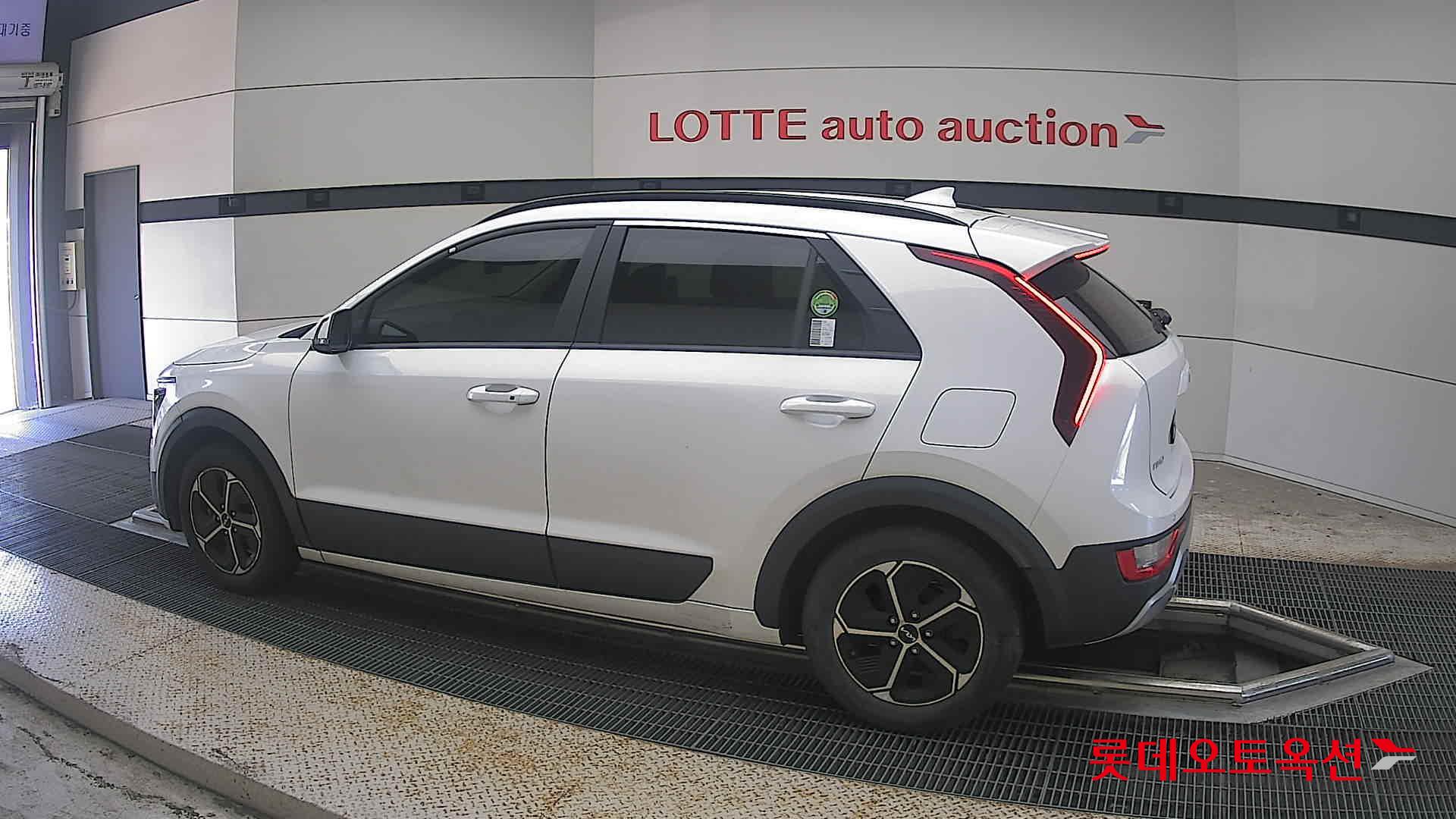 2022 - kia niro