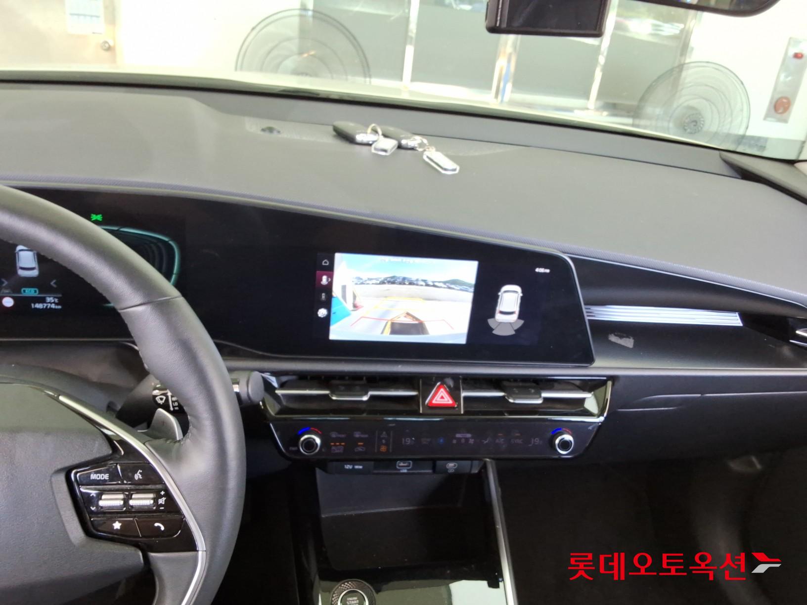 2022 - kia niro