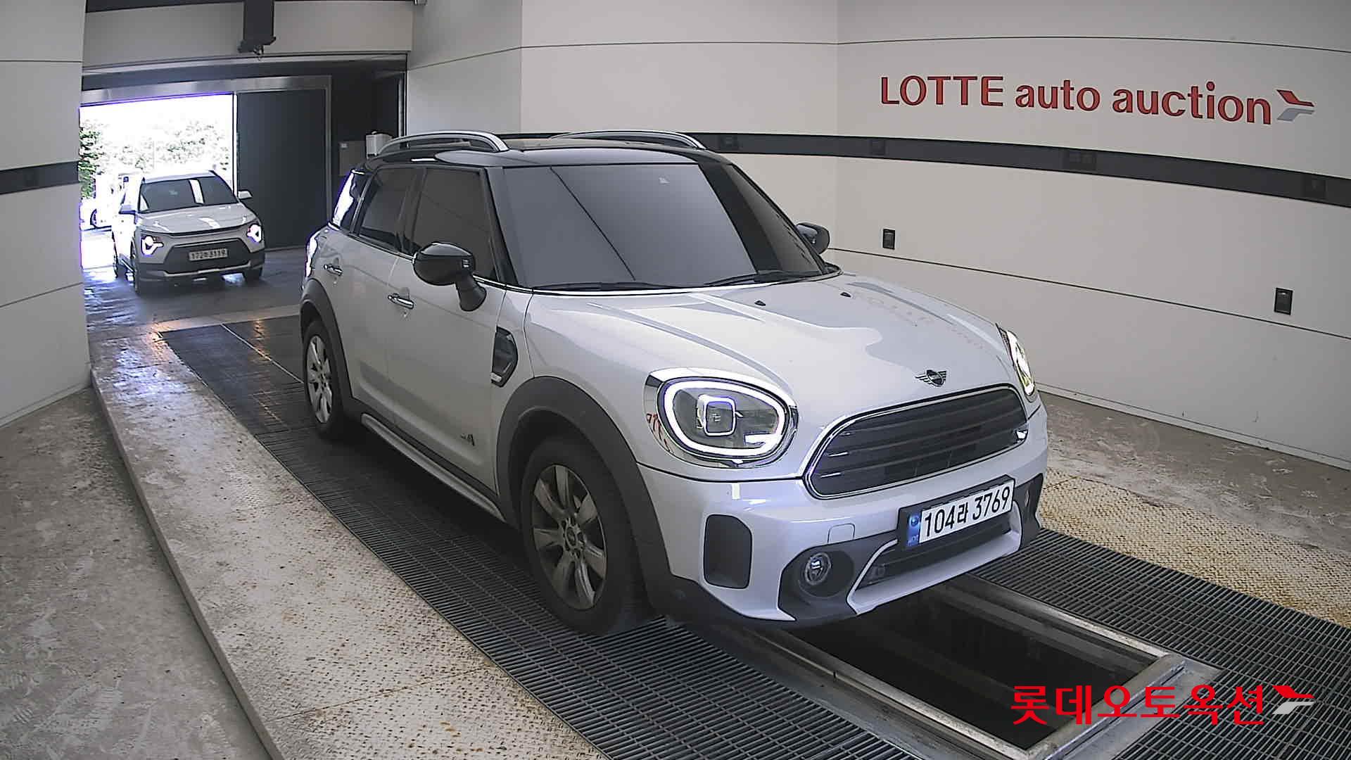 Mini Cooper 2023 — صورة 19