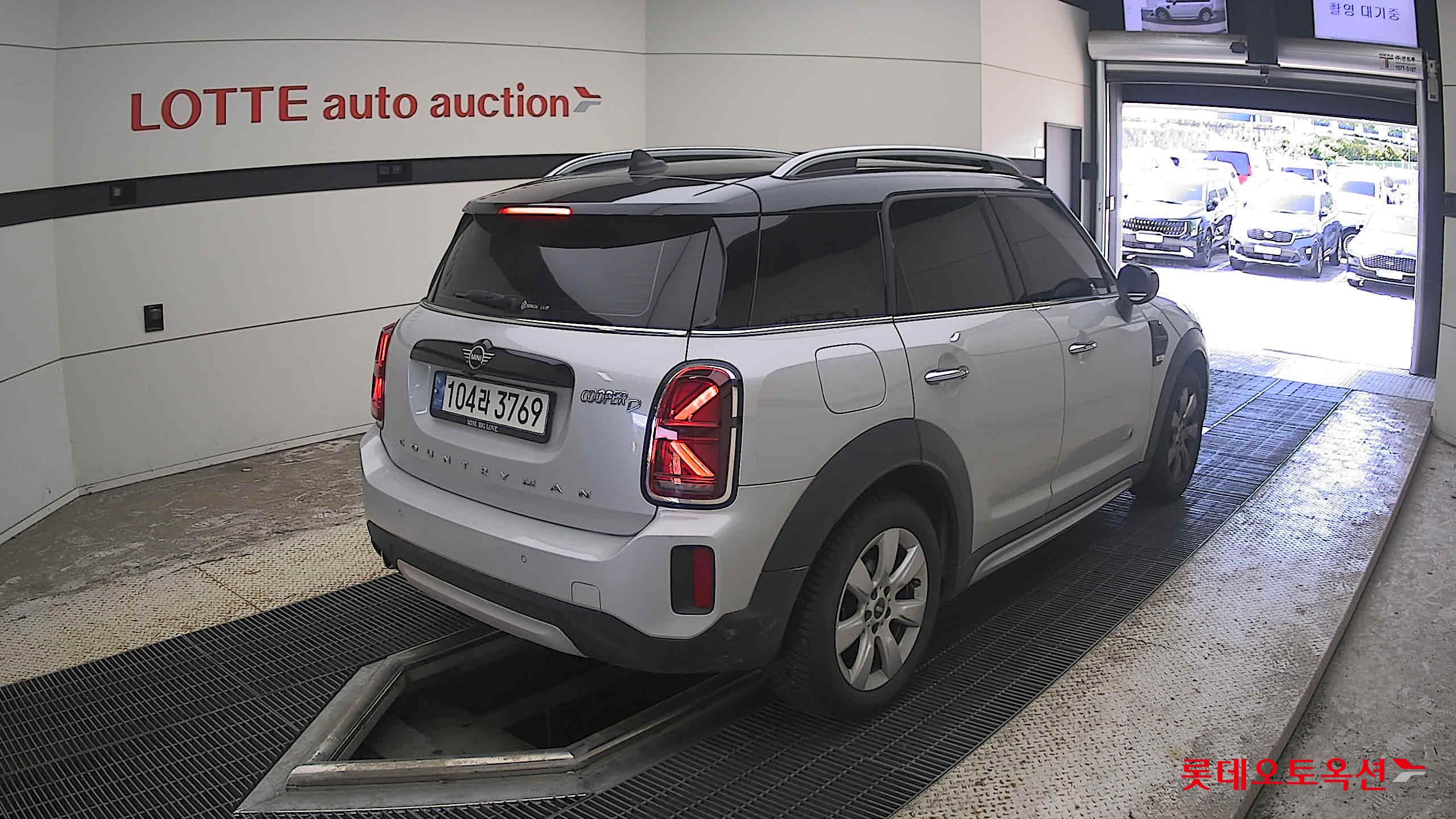 Mini Cooper 2023 — صورة 12