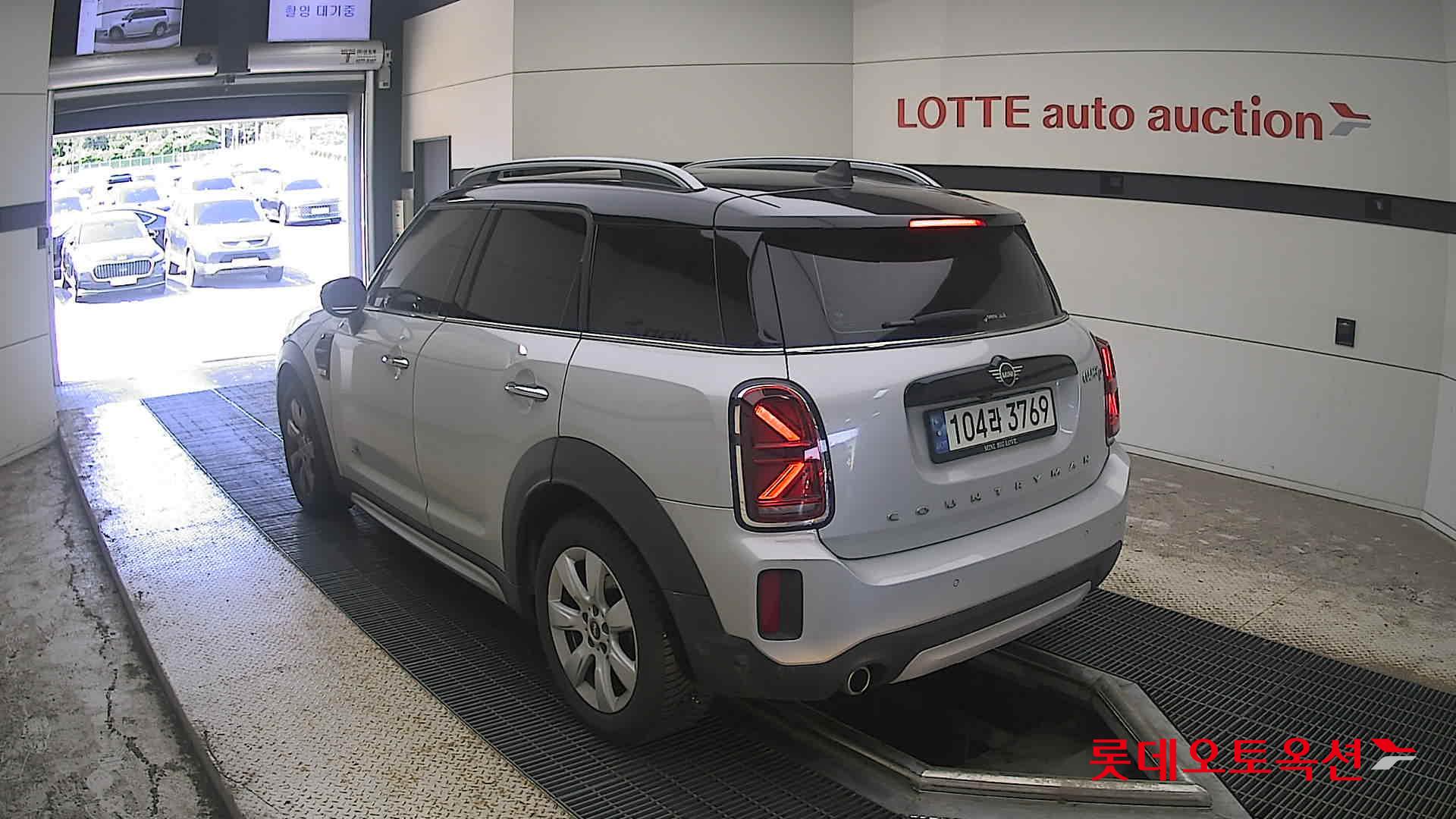 Mini Cooper 2023 — صورة 10