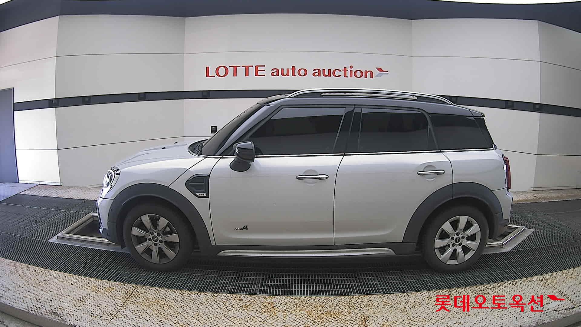 Mini Cooper 2023 — صورة 6
