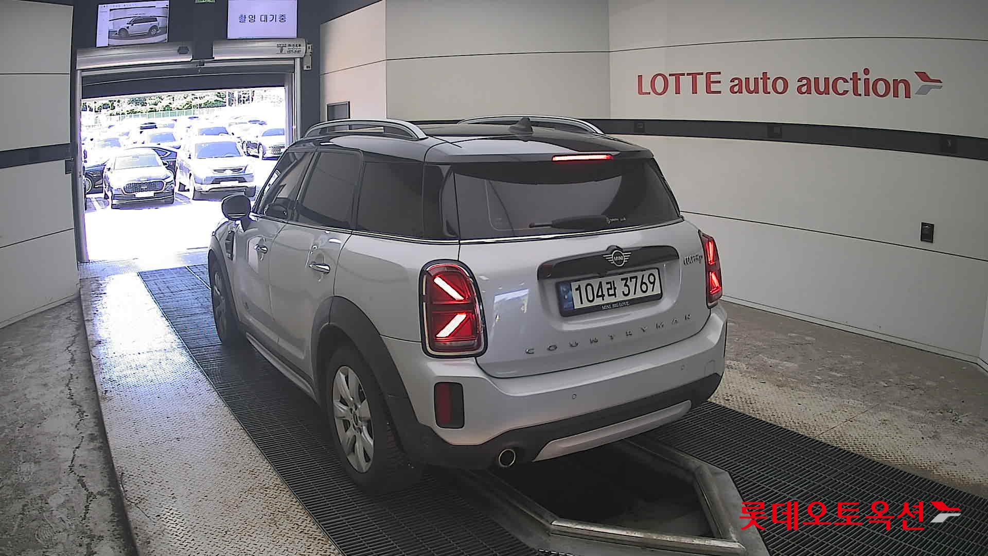 Mini Cooper 2023 — صورة 9