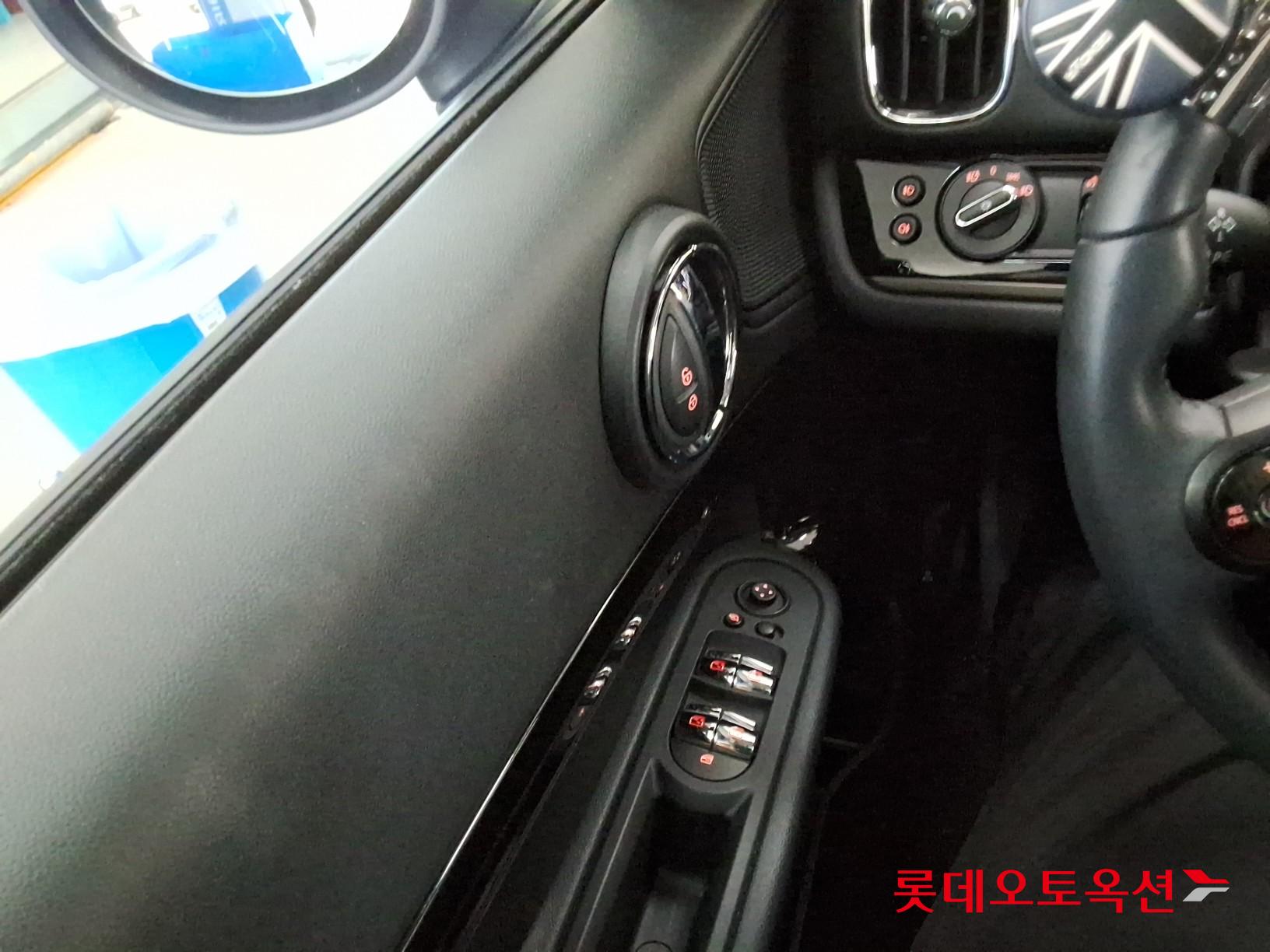 Mini Cooper 2023 — صورة 28