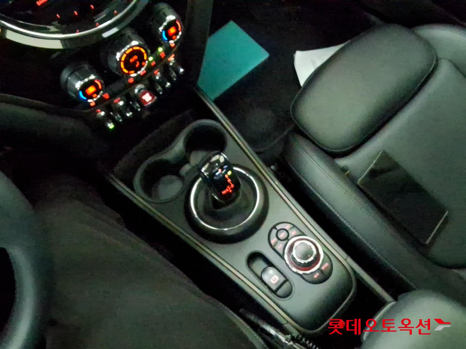 Mini Cooper 2023 — صورة 33