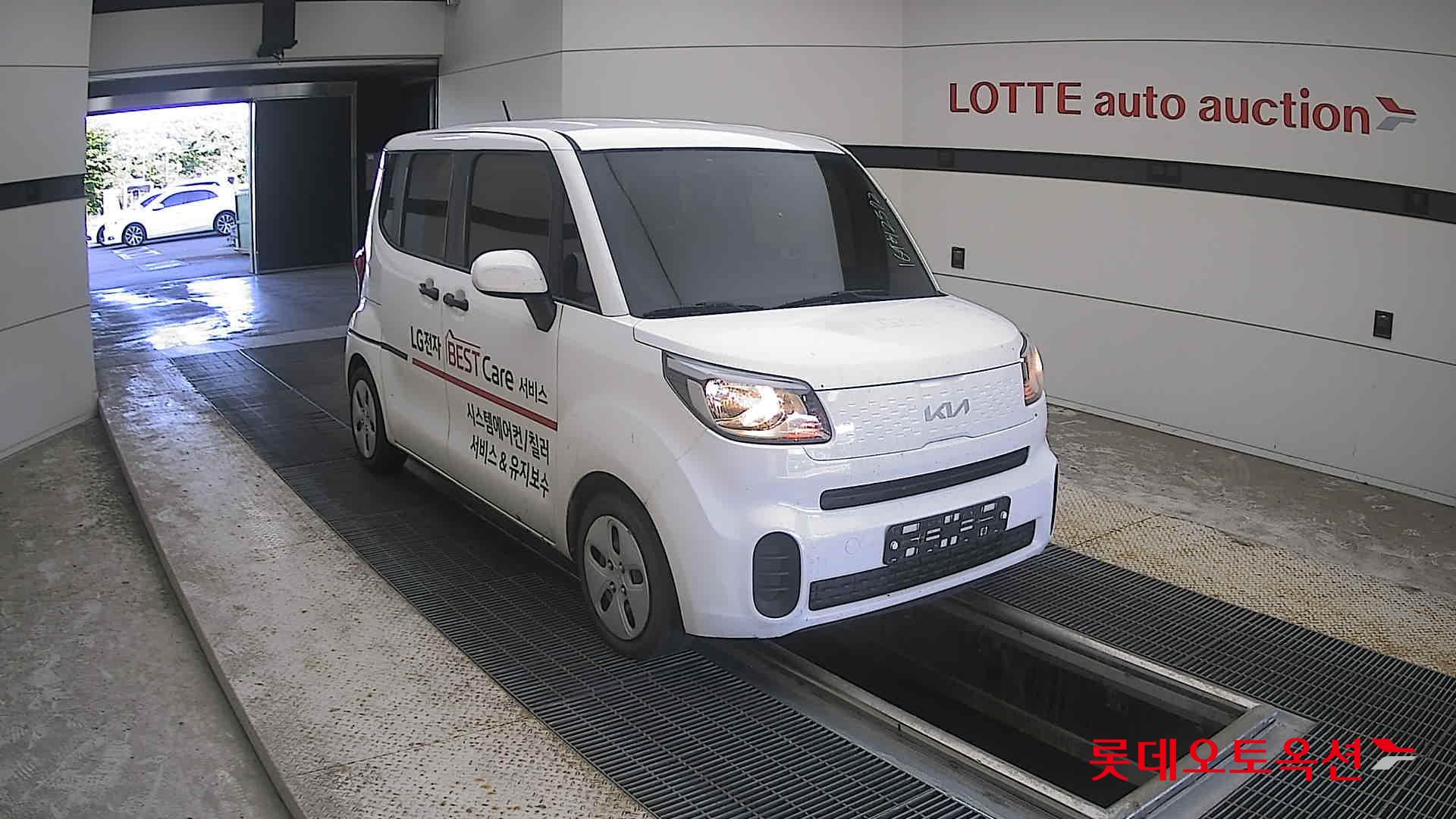 2022 - kia ray