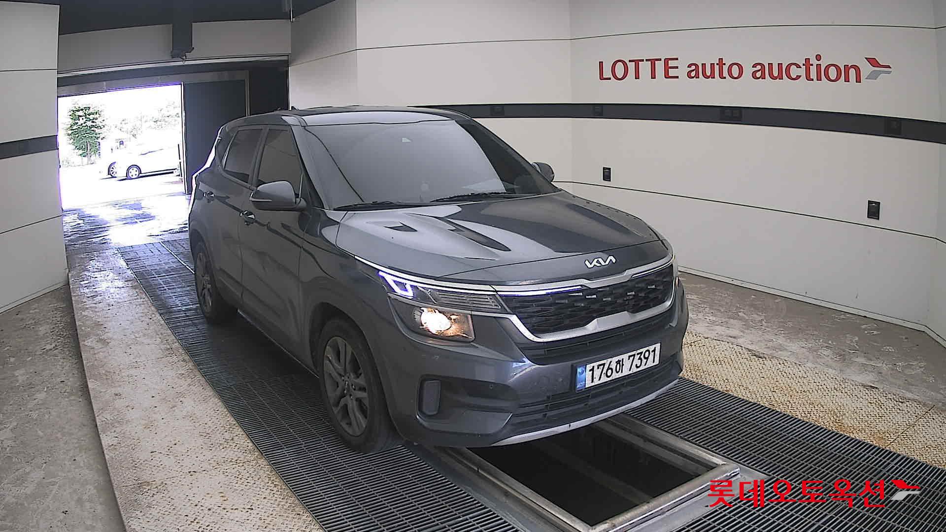 2023 - kia seltos