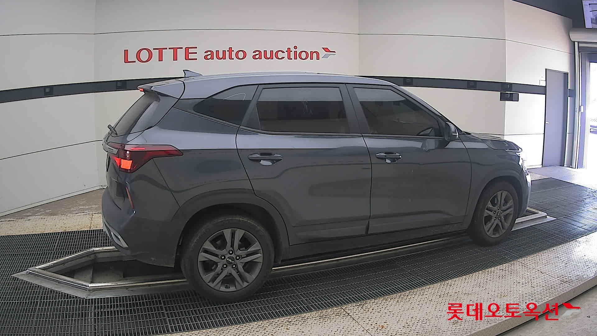 2023 - kia seltos