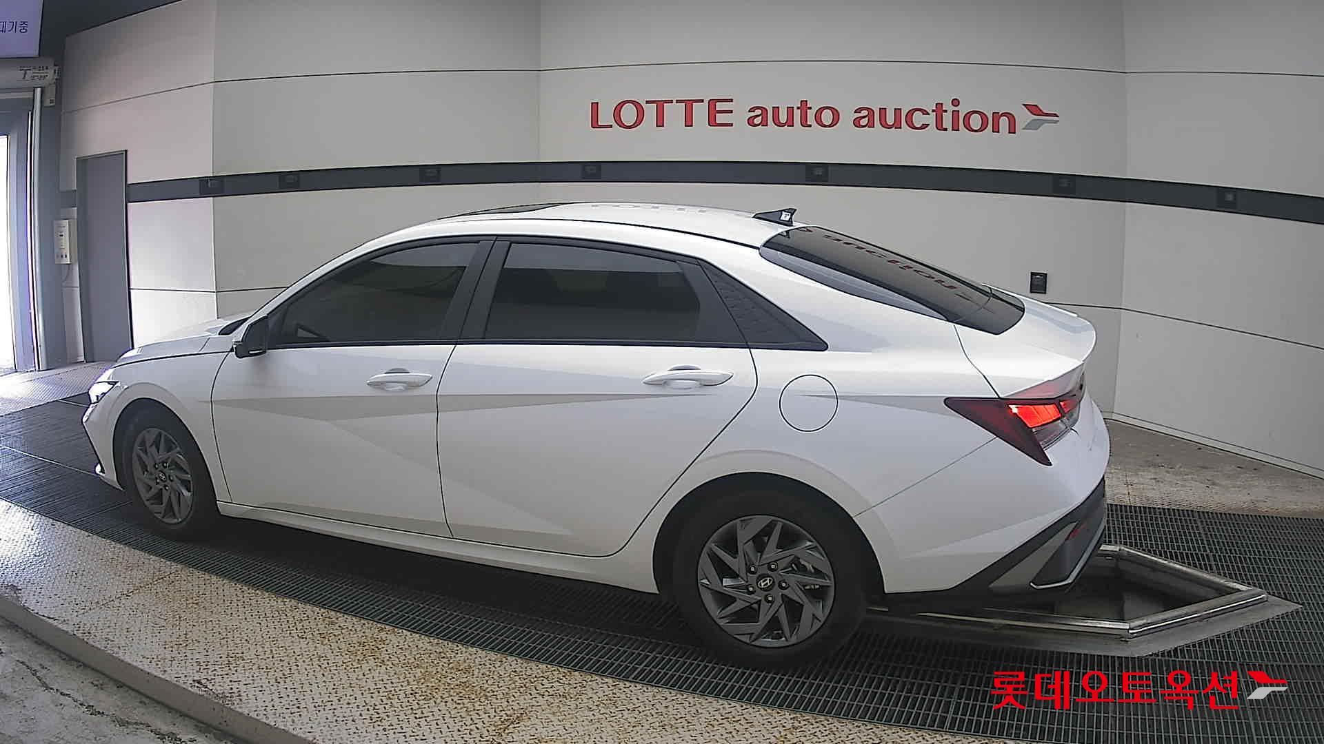 2024 - hyundai avante