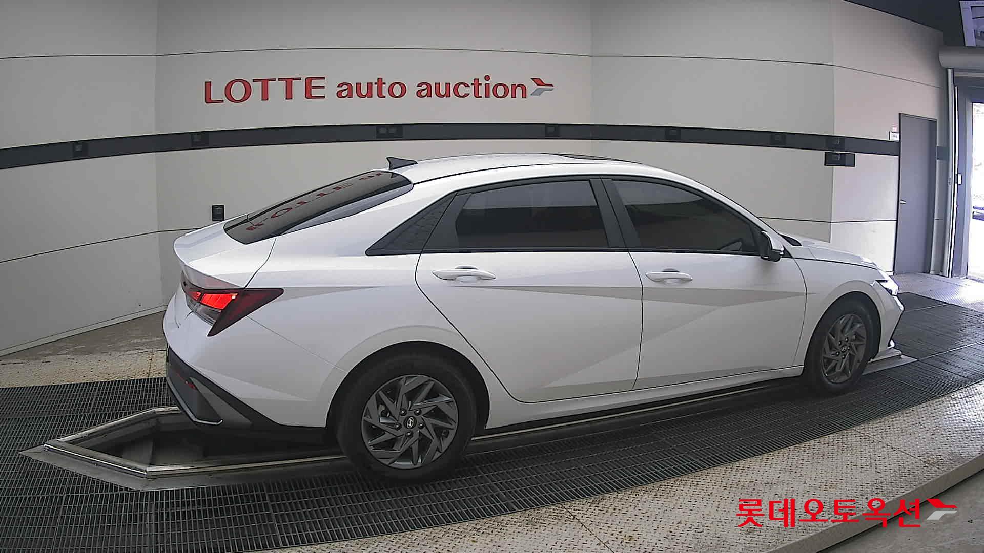 2024 - hyundai avante