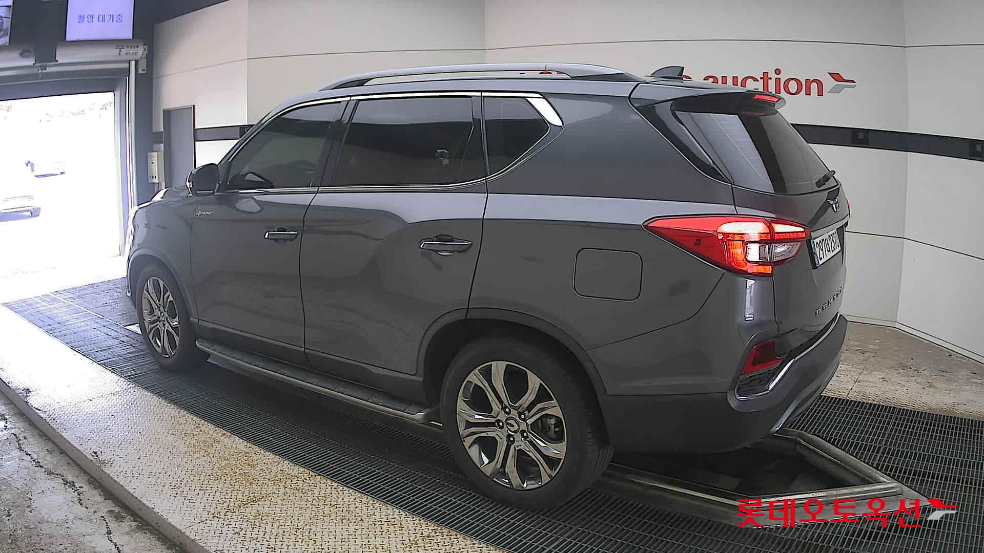2020 - ssangyong rexton