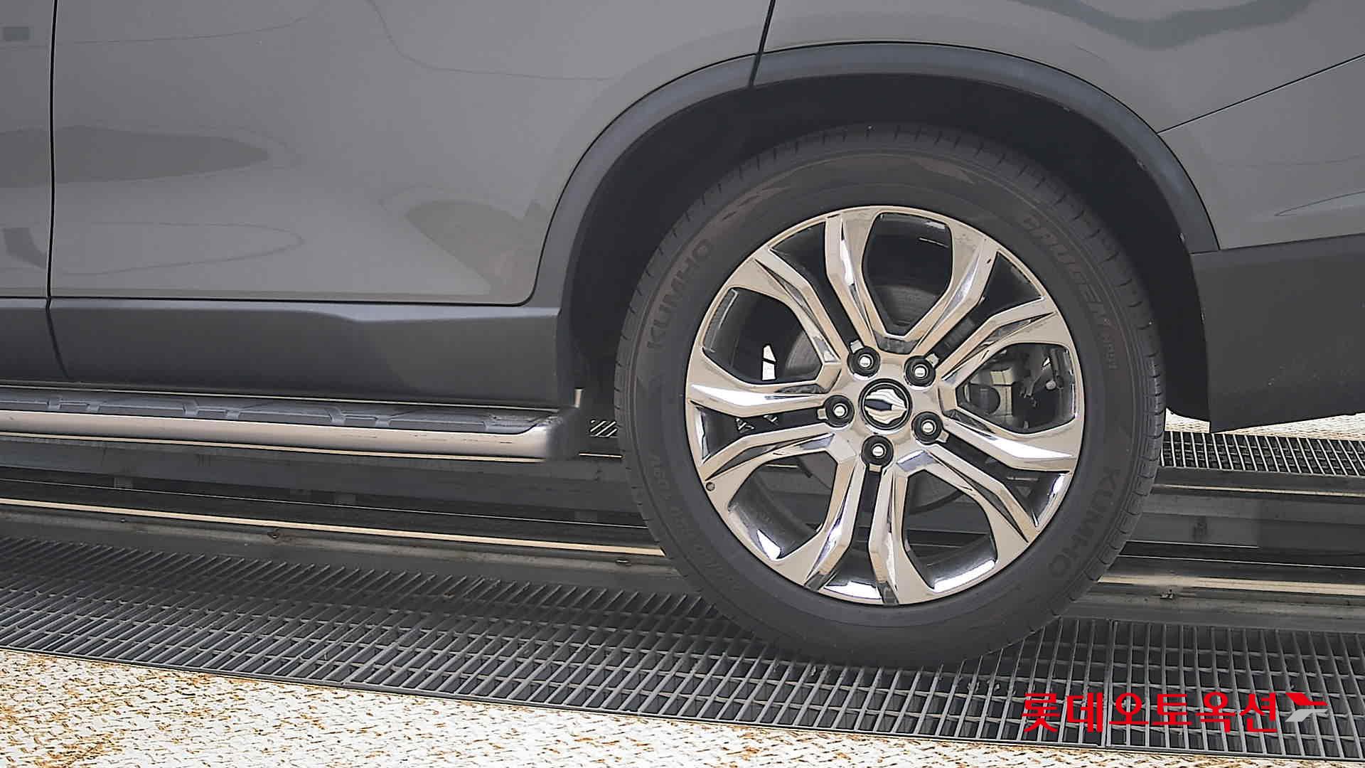 2020 - ssangyong rexton