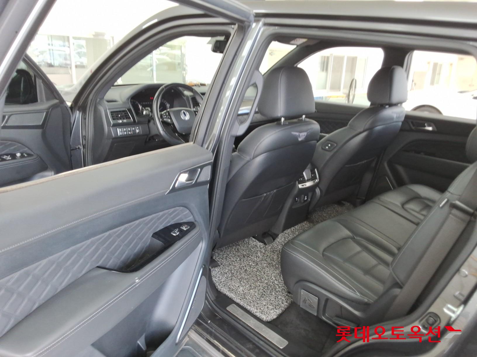 2020 - ssangyong rexton
