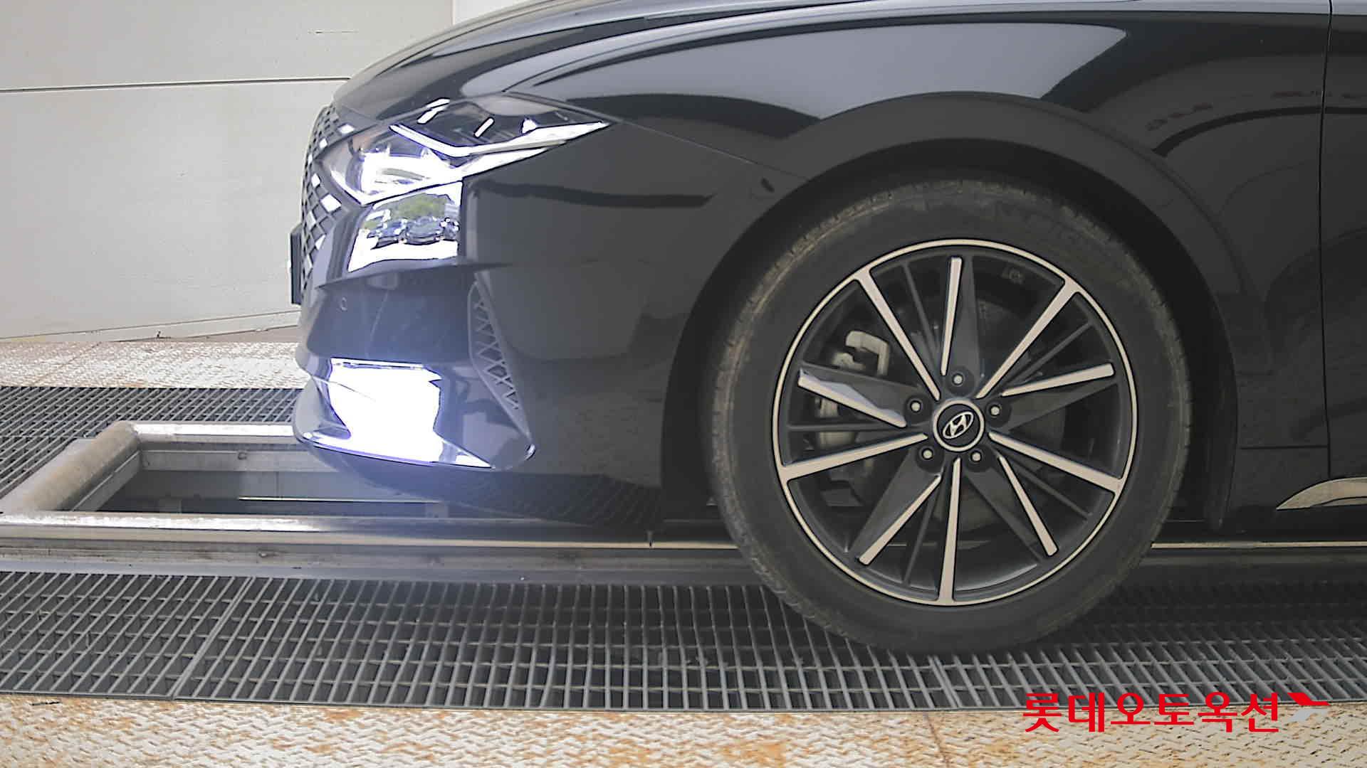 2022 - hyundai grandeur