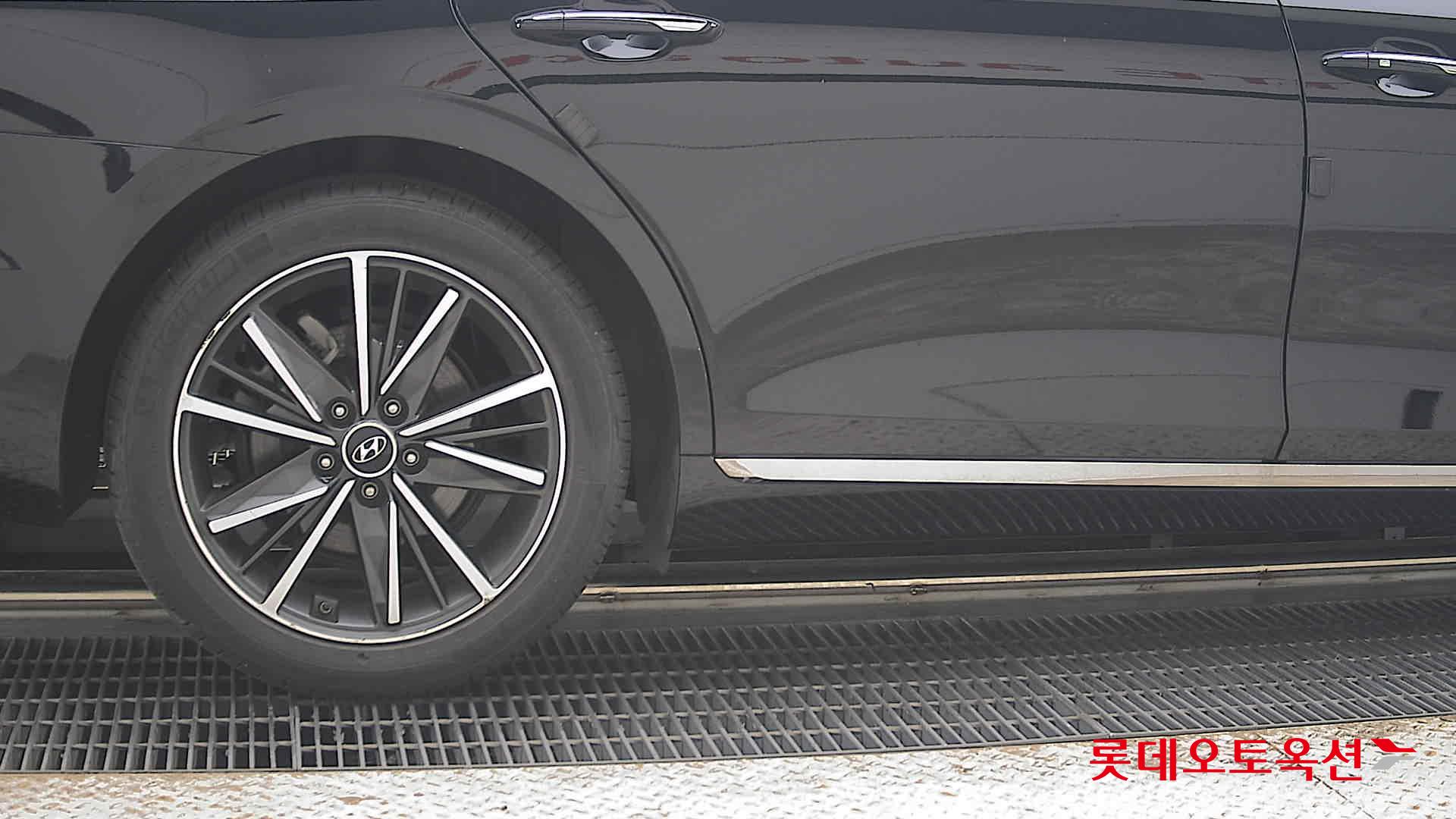 2022 - hyundai grandeur
