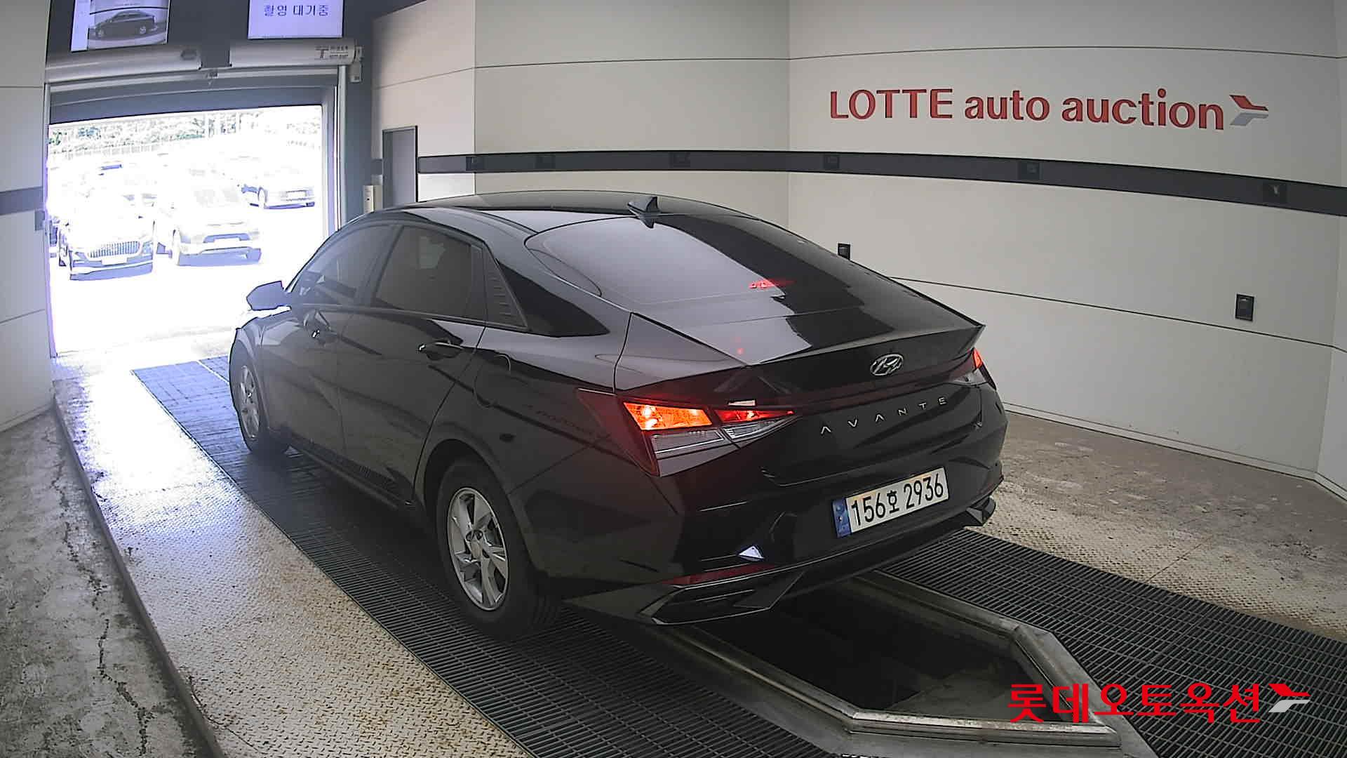 2021 - hyundai avante
