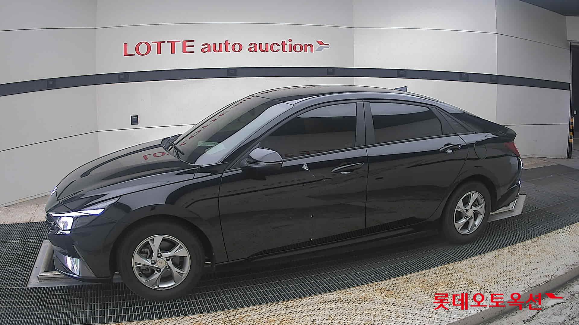 2021 - hyundai avante