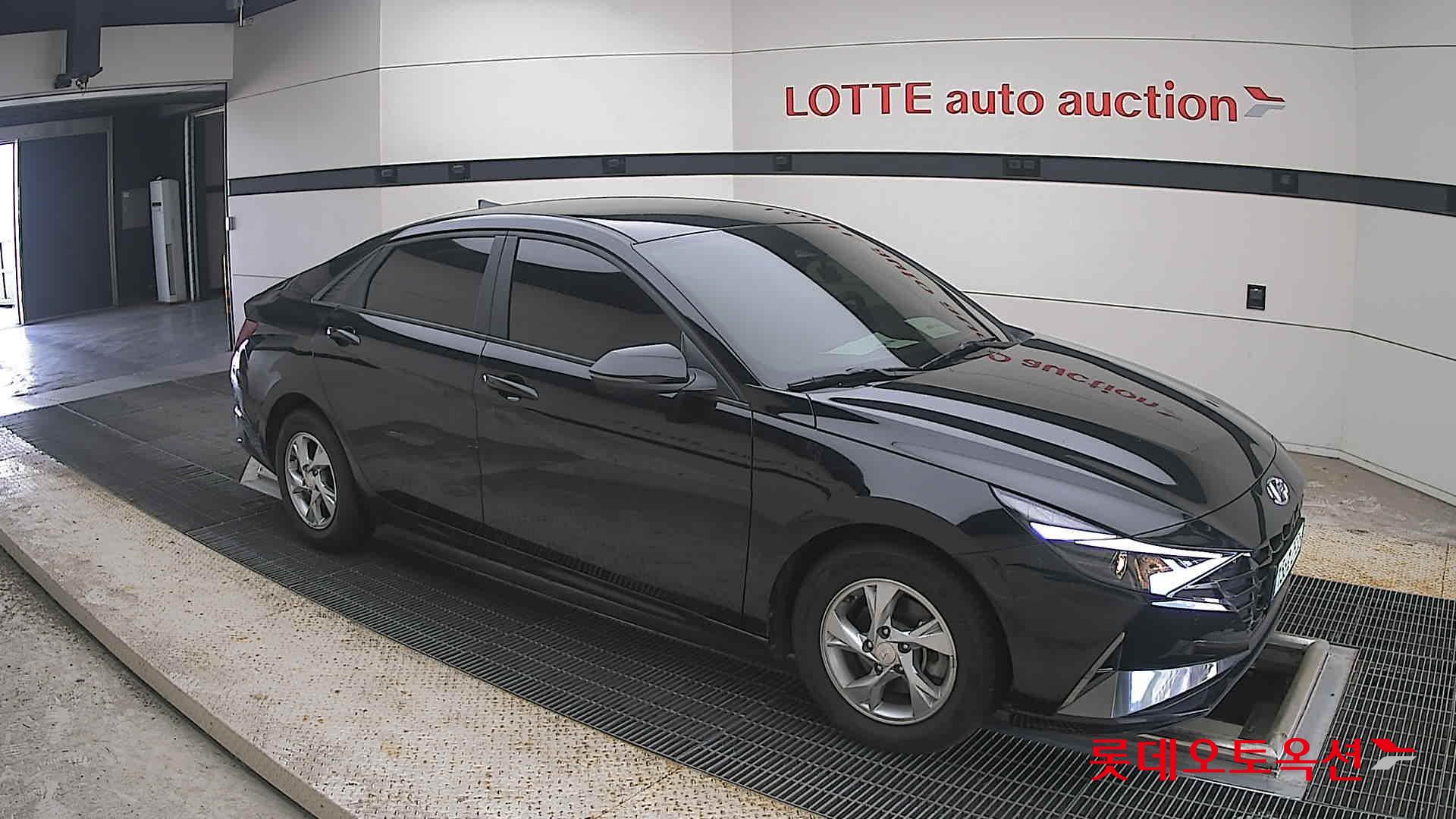 2021 - hyundai avante