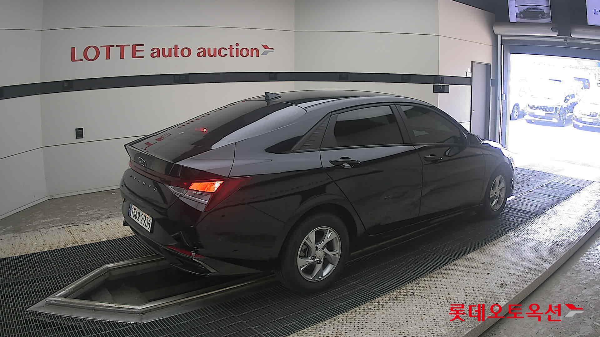 2021 - hyundai avante