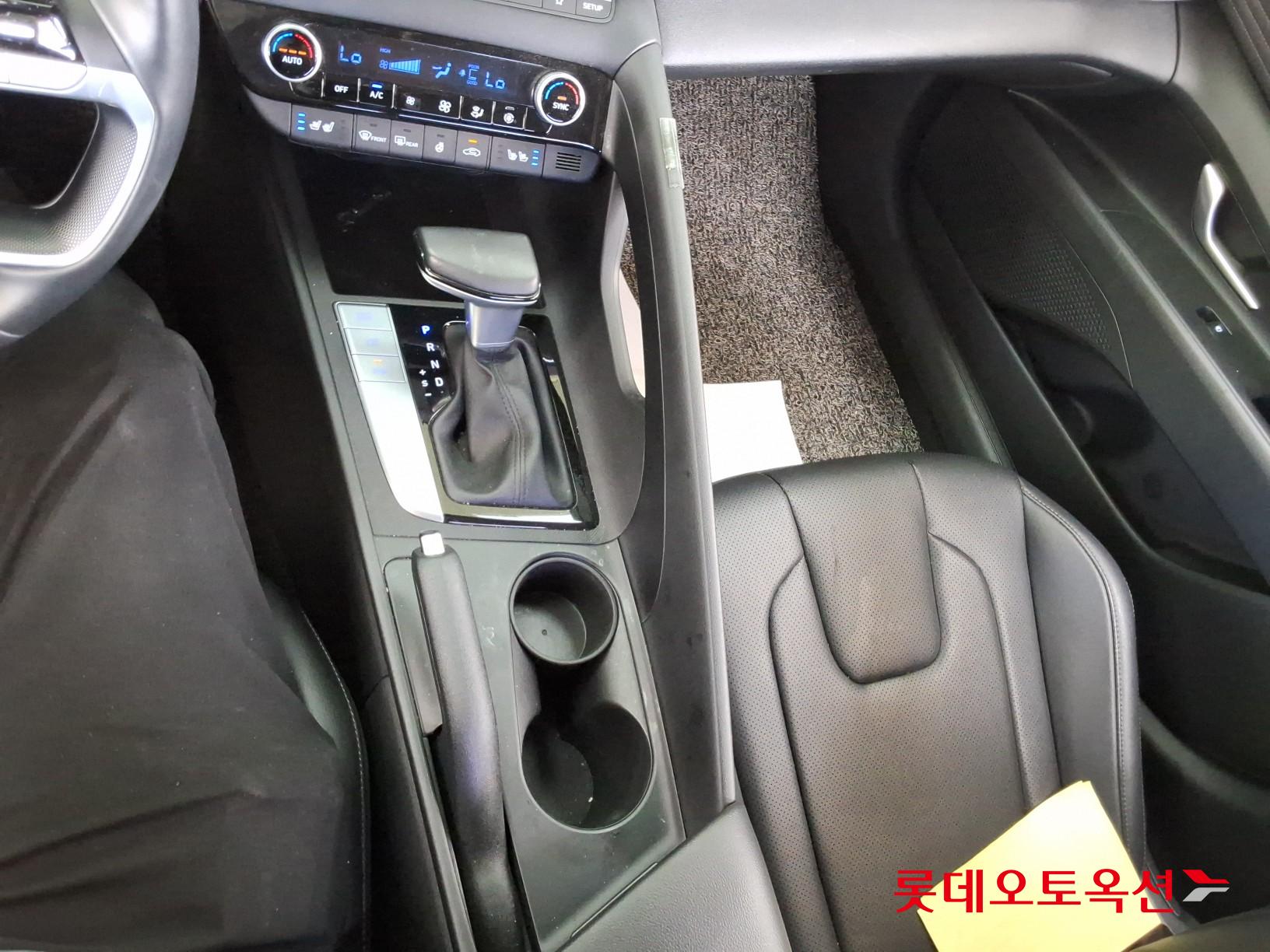2021 - hyundai avante