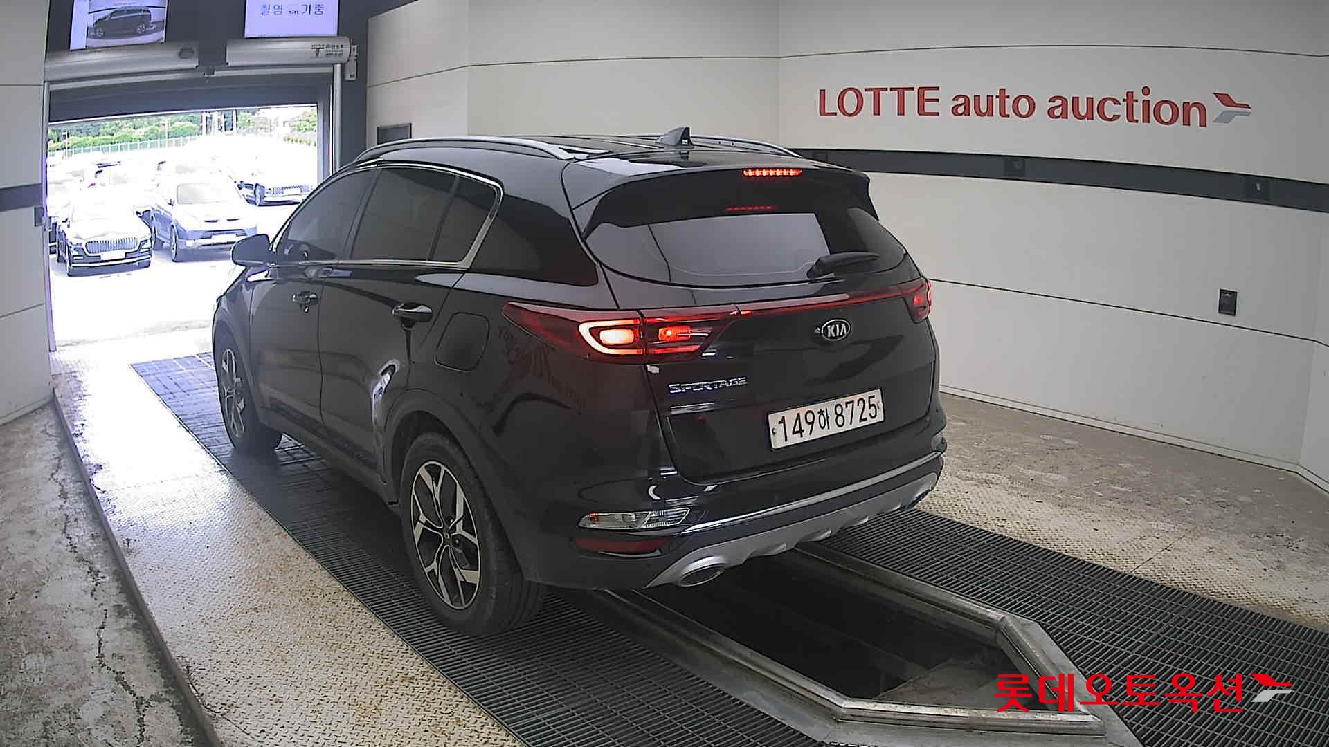 2022 - kia sportage