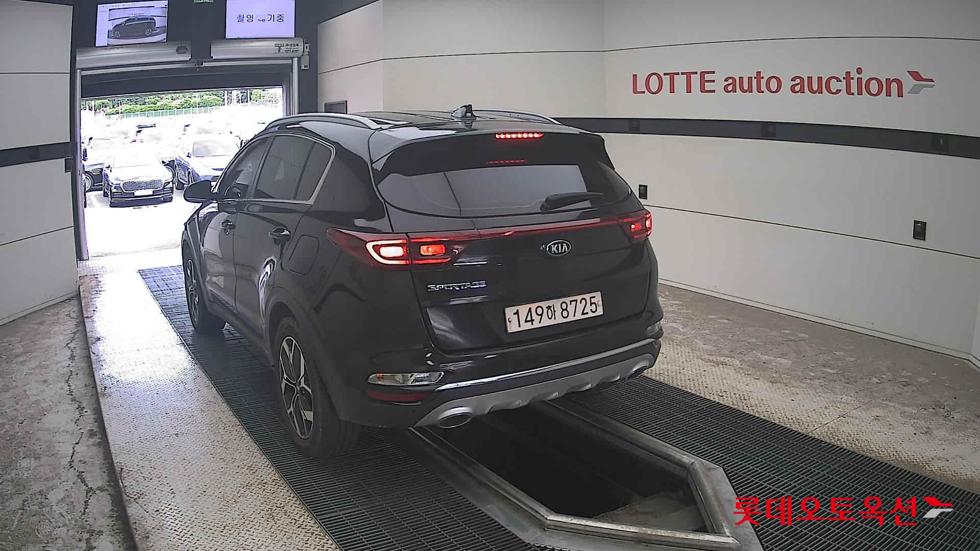 2022 - kia sportage