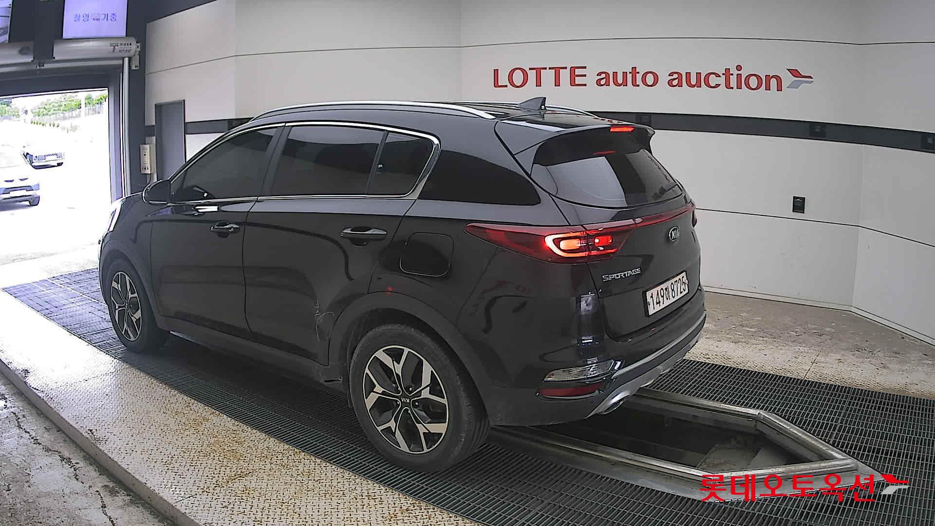 2022 - kia sportage