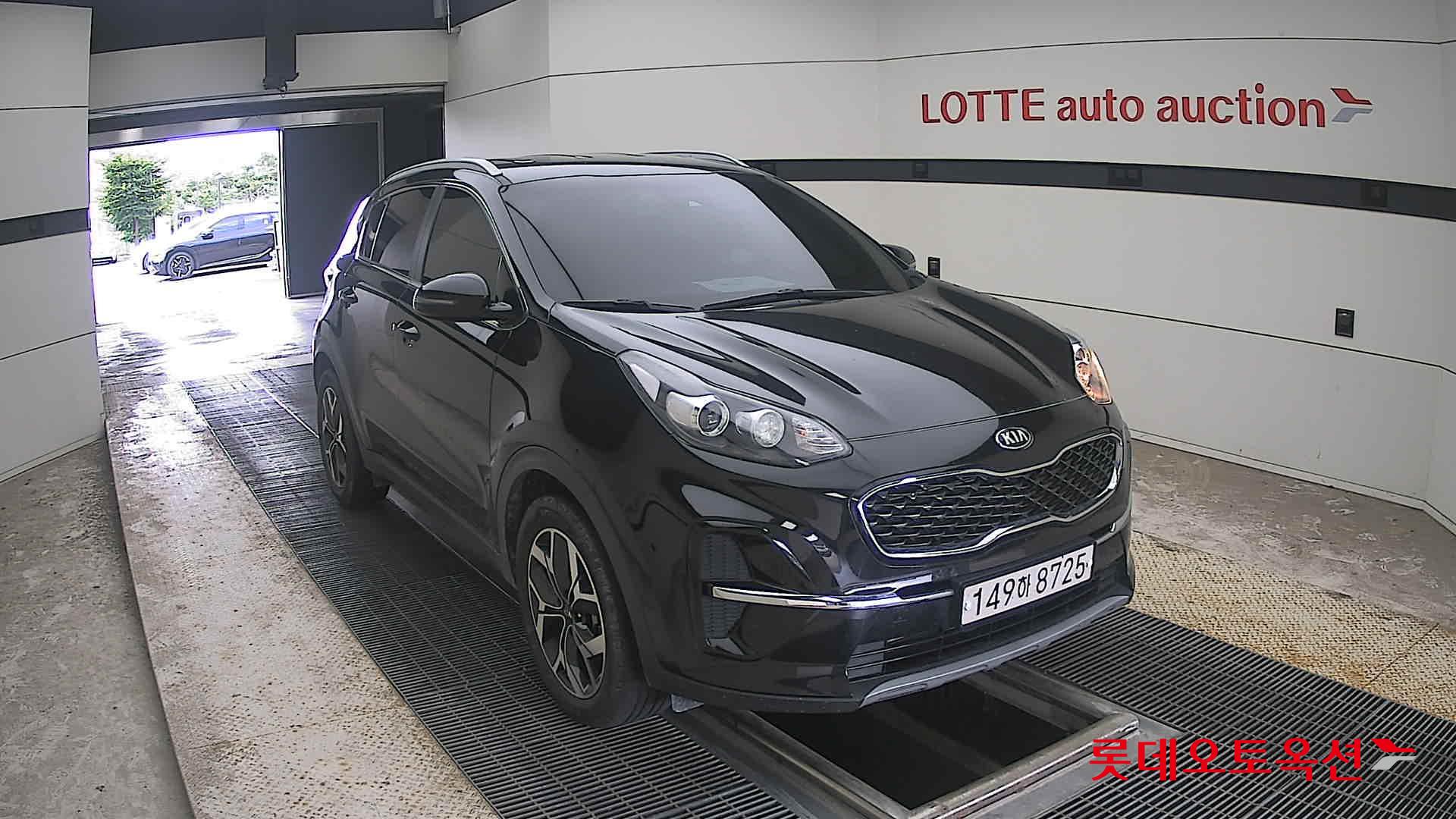 2022 - kia sportage