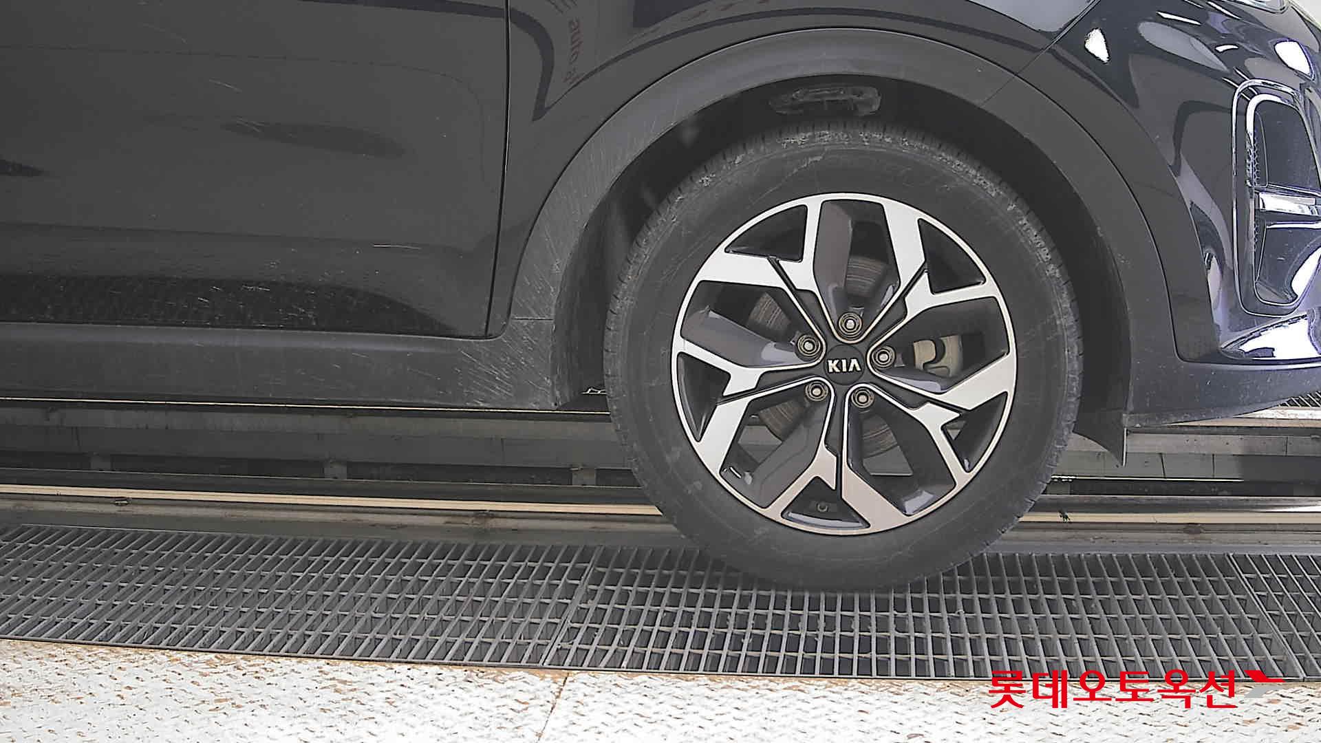 2022 - kia sportage