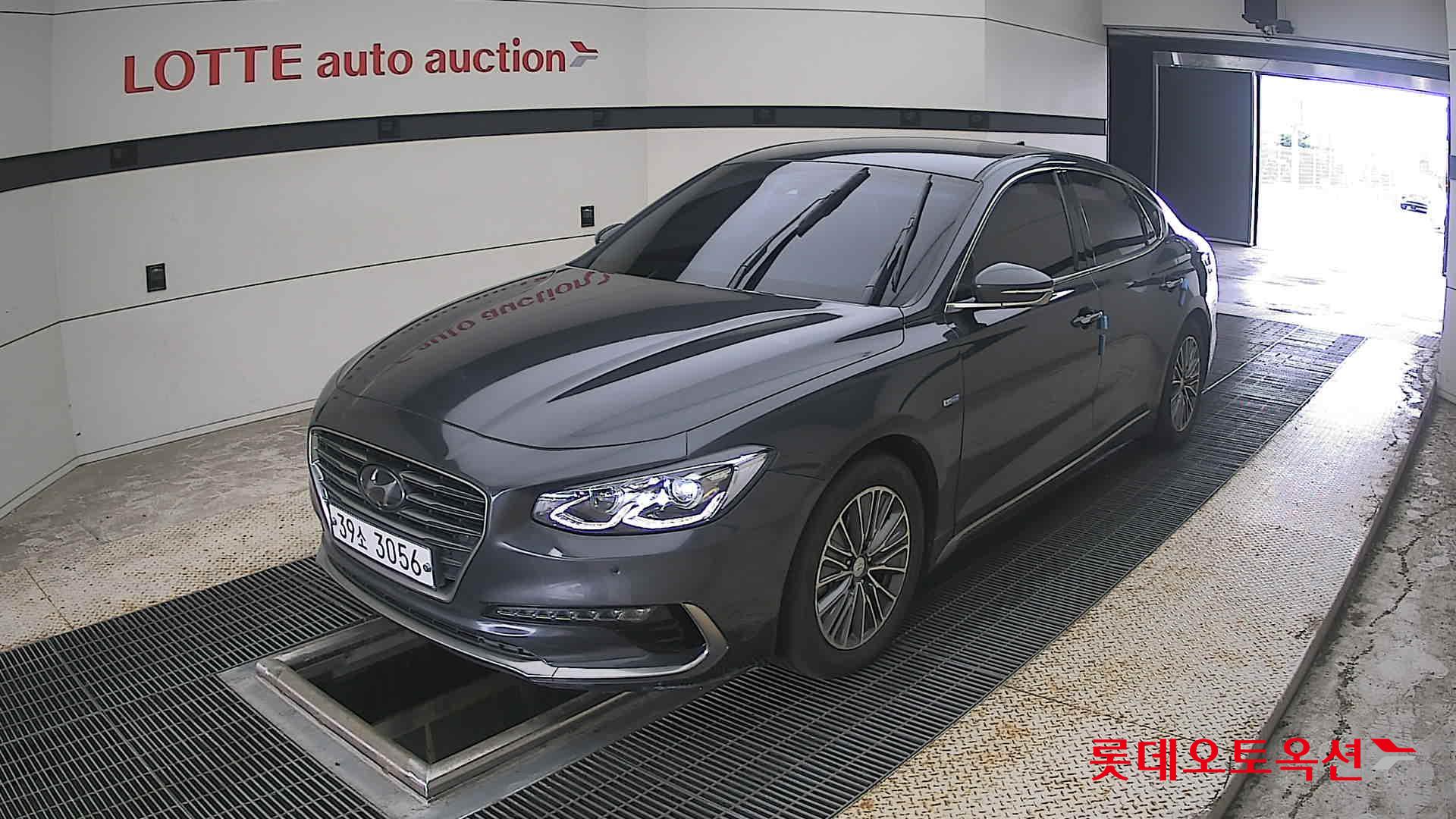 2018 - hyundai grandeur