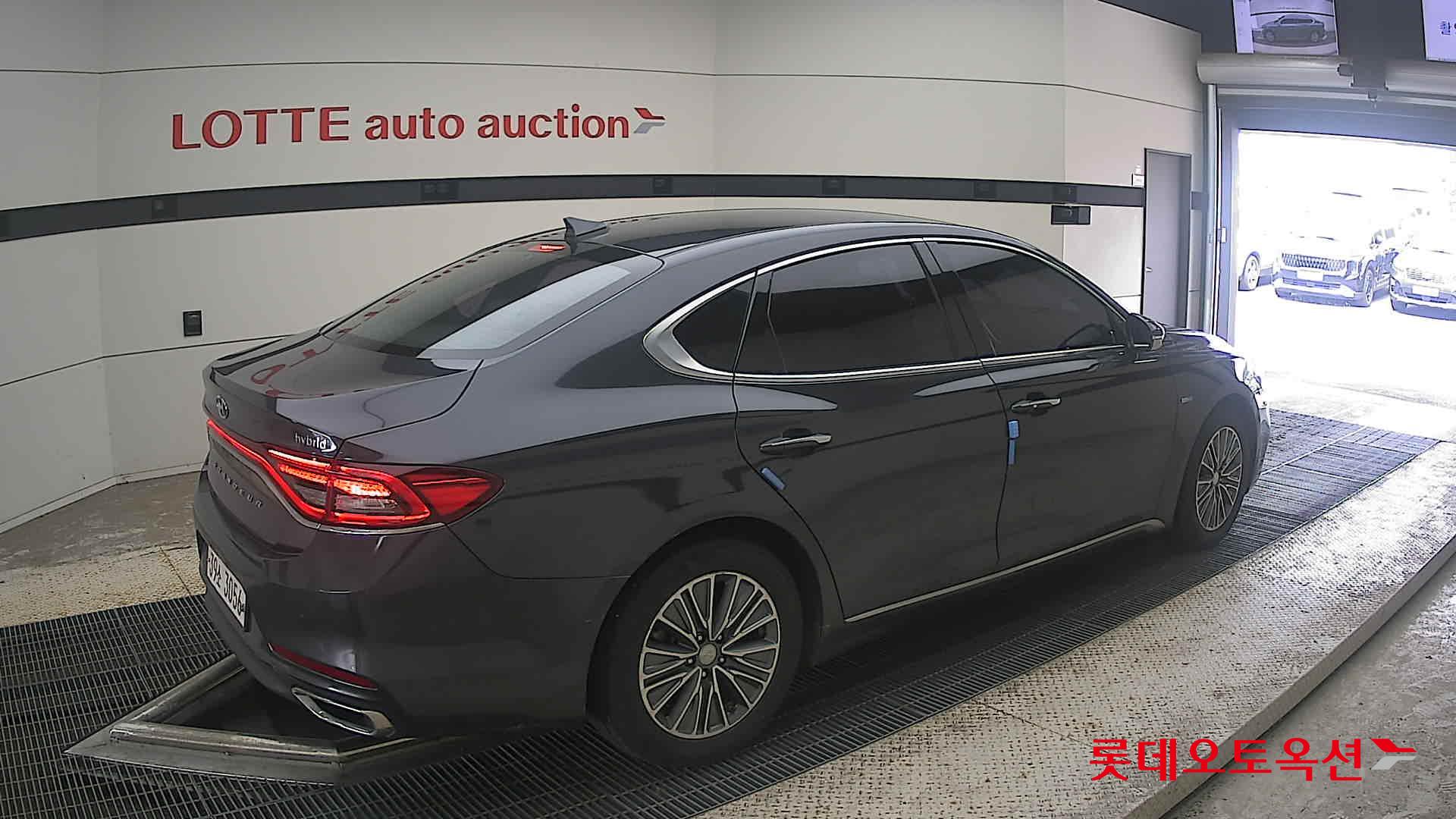 2018 - hyundai grandeur