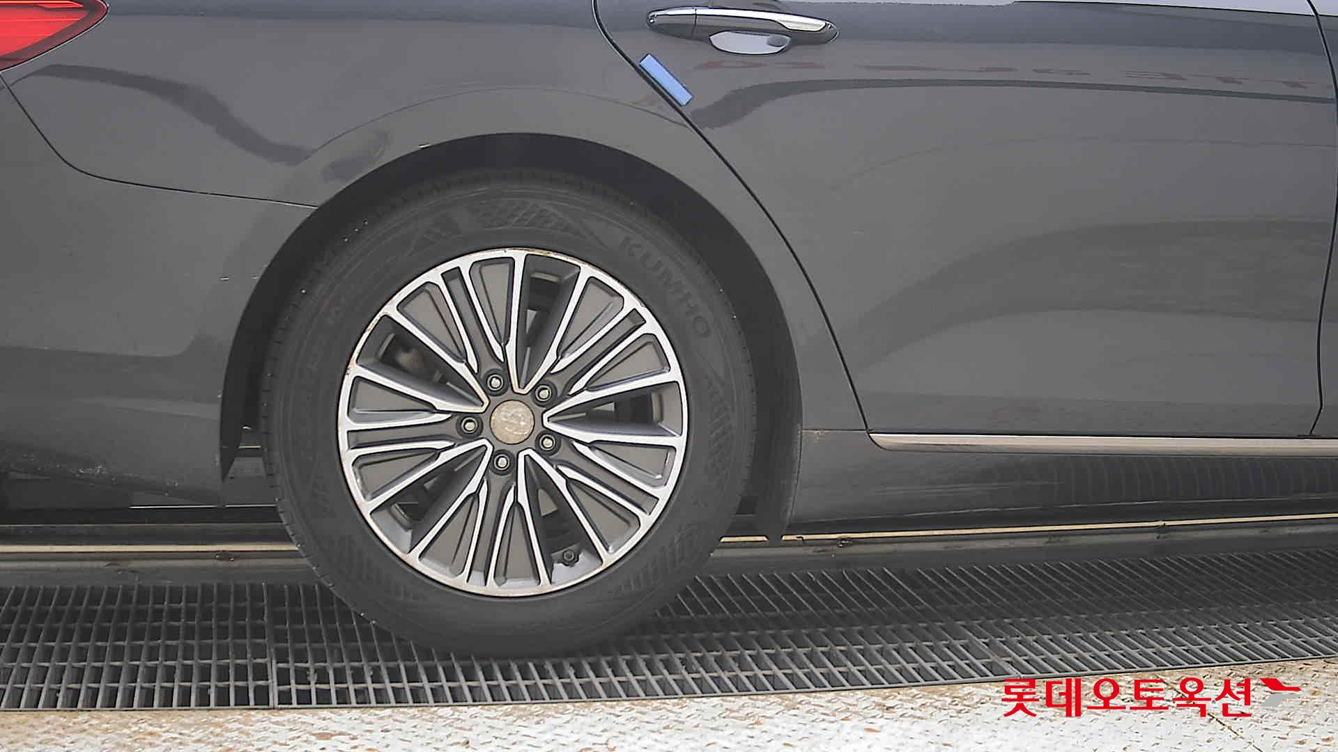 2018 - hyundai grandeur