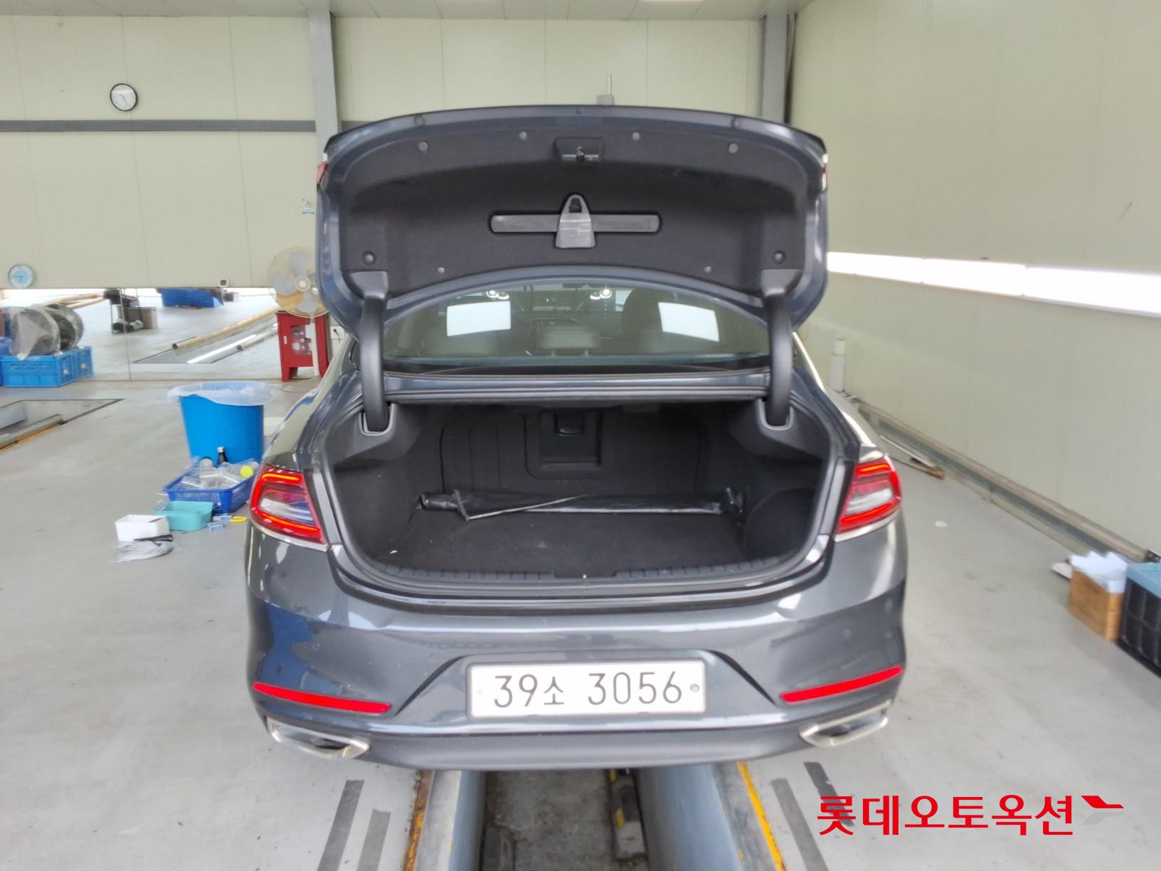 2018 - hyundai grandeur
