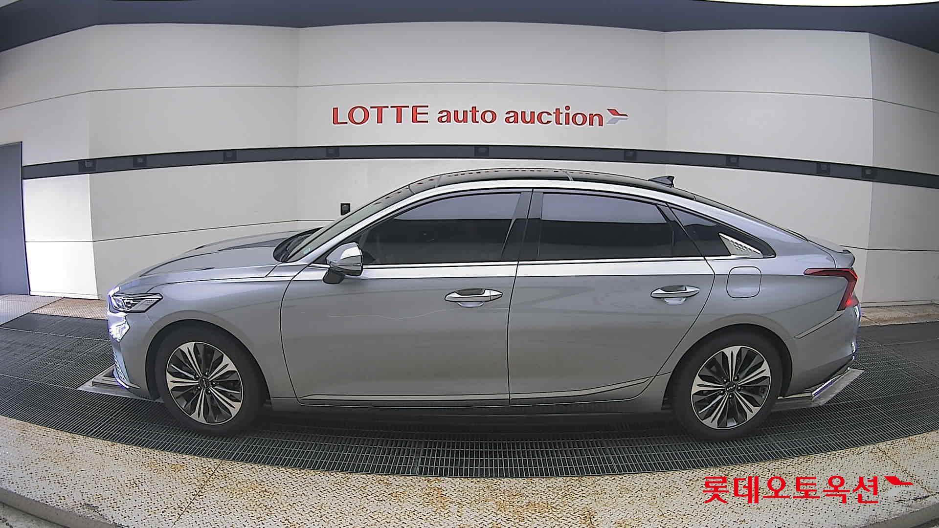 2022 - kia k8