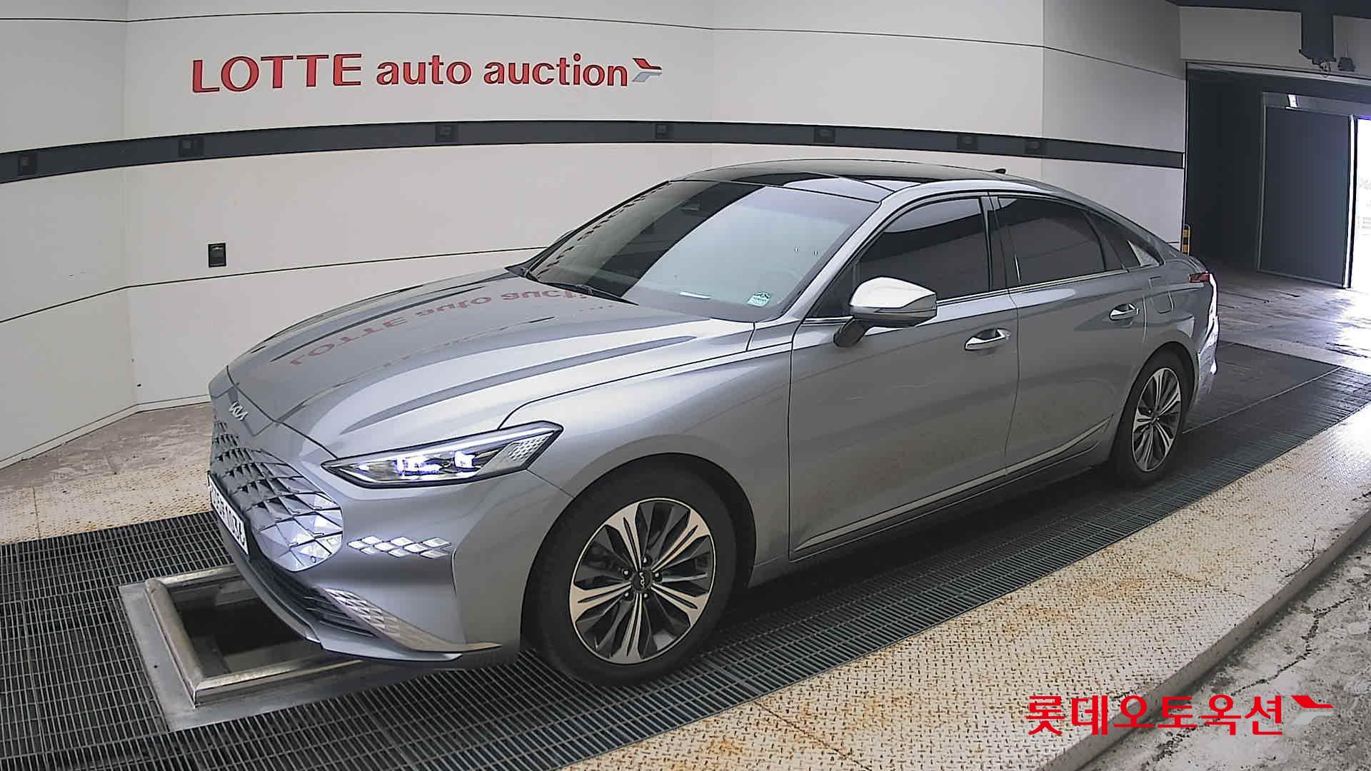 2022 - kia k8