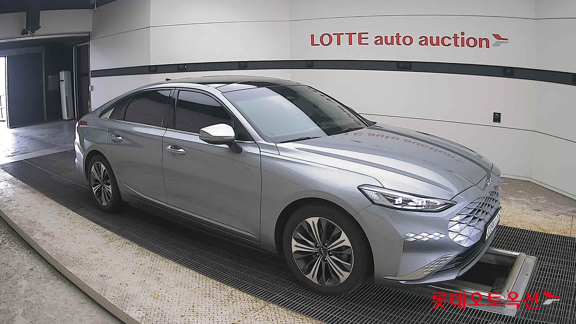 2022 - kia k8