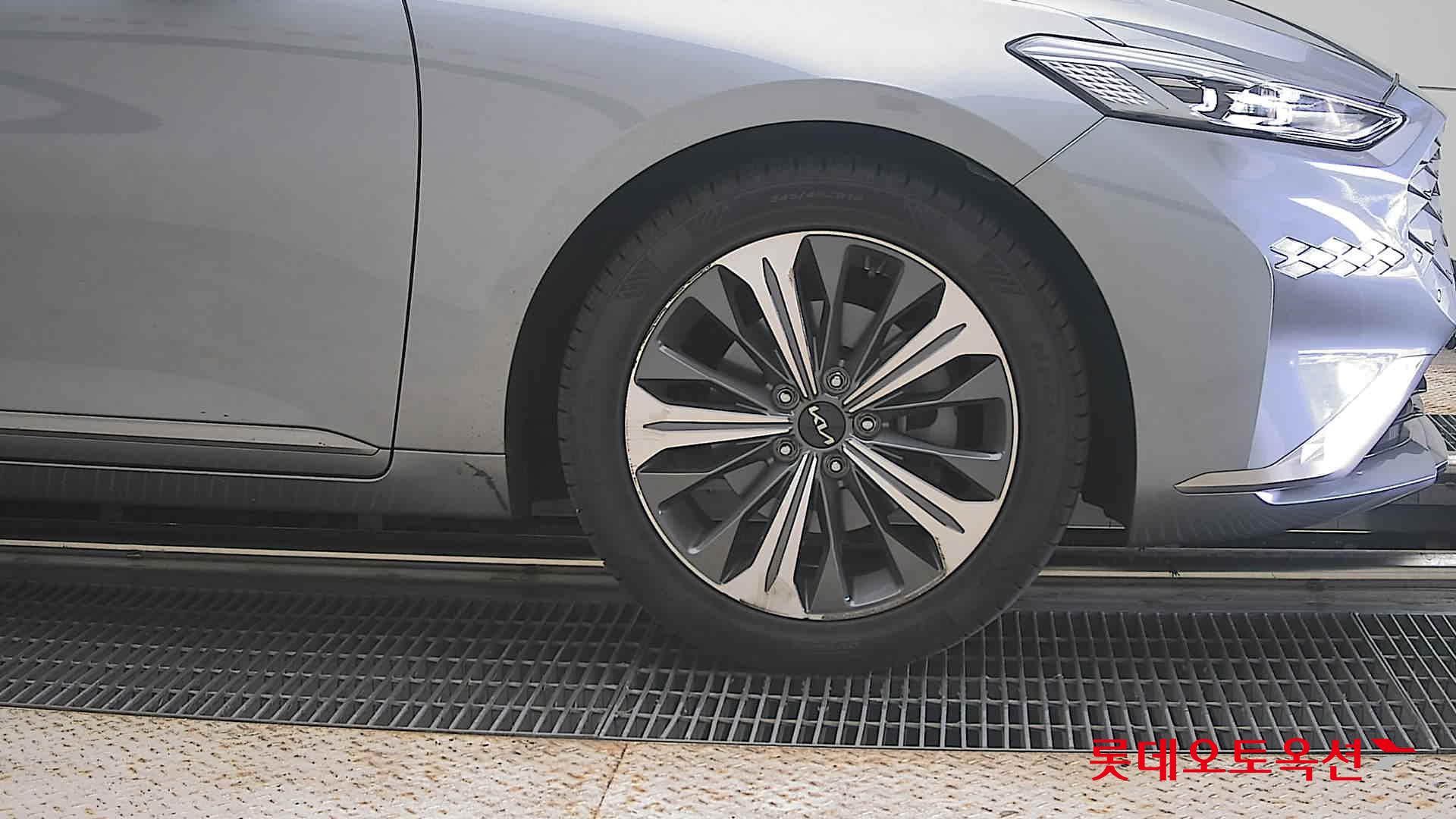 2022 - kia k8