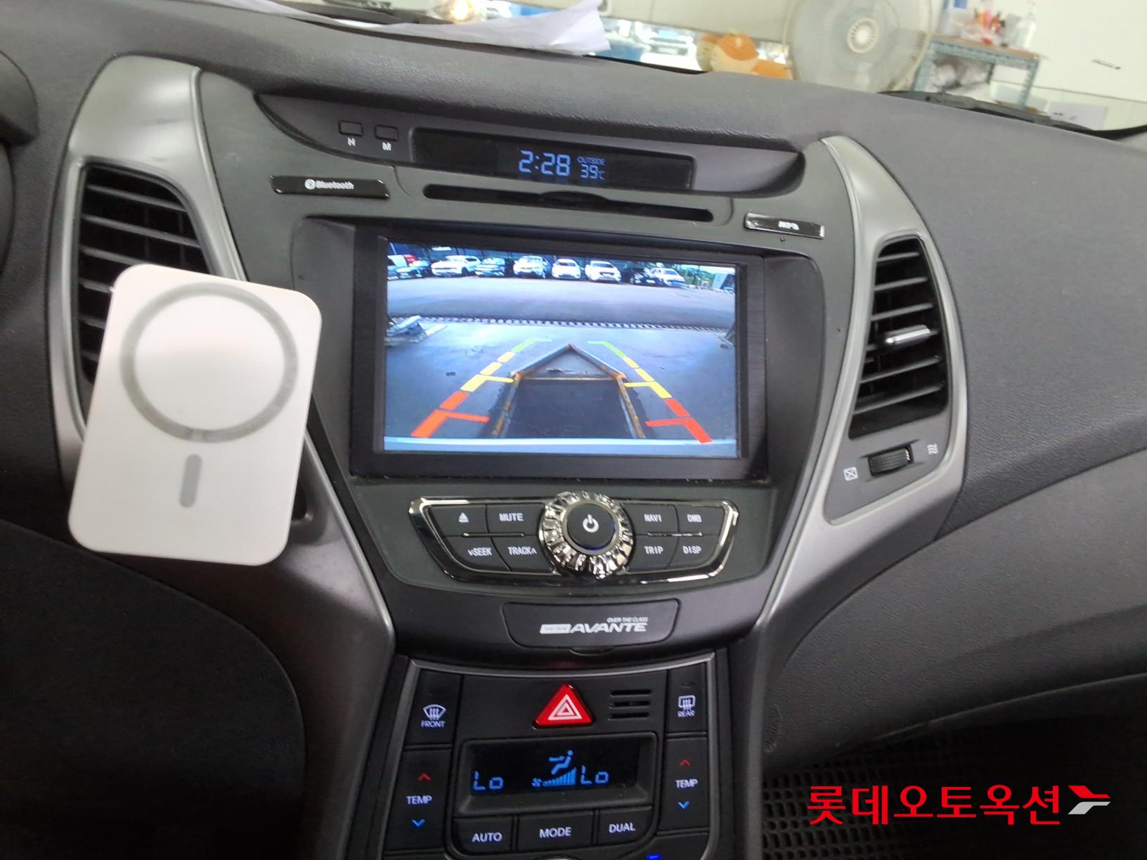 هيونداي أفانتي 2015 SMART