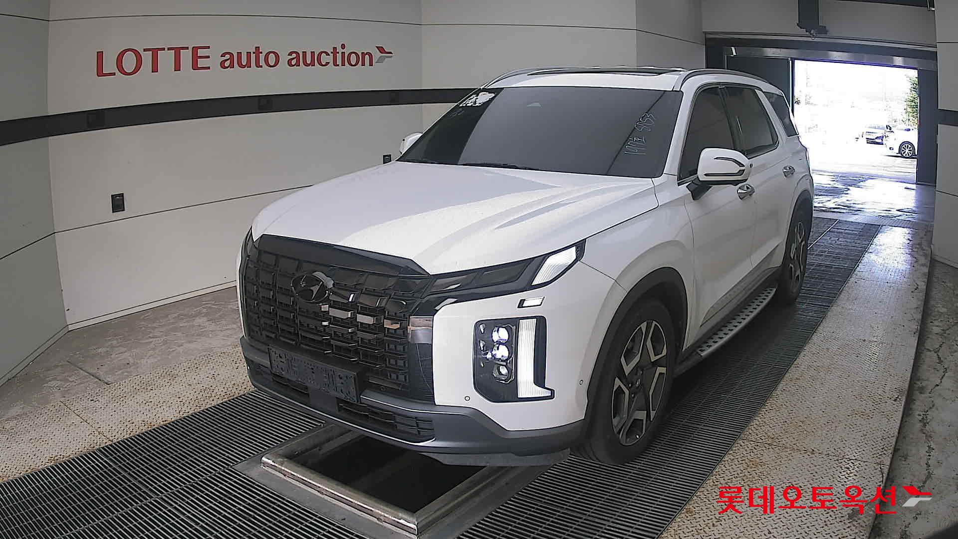 هيونداي باليسيد 2023 AT