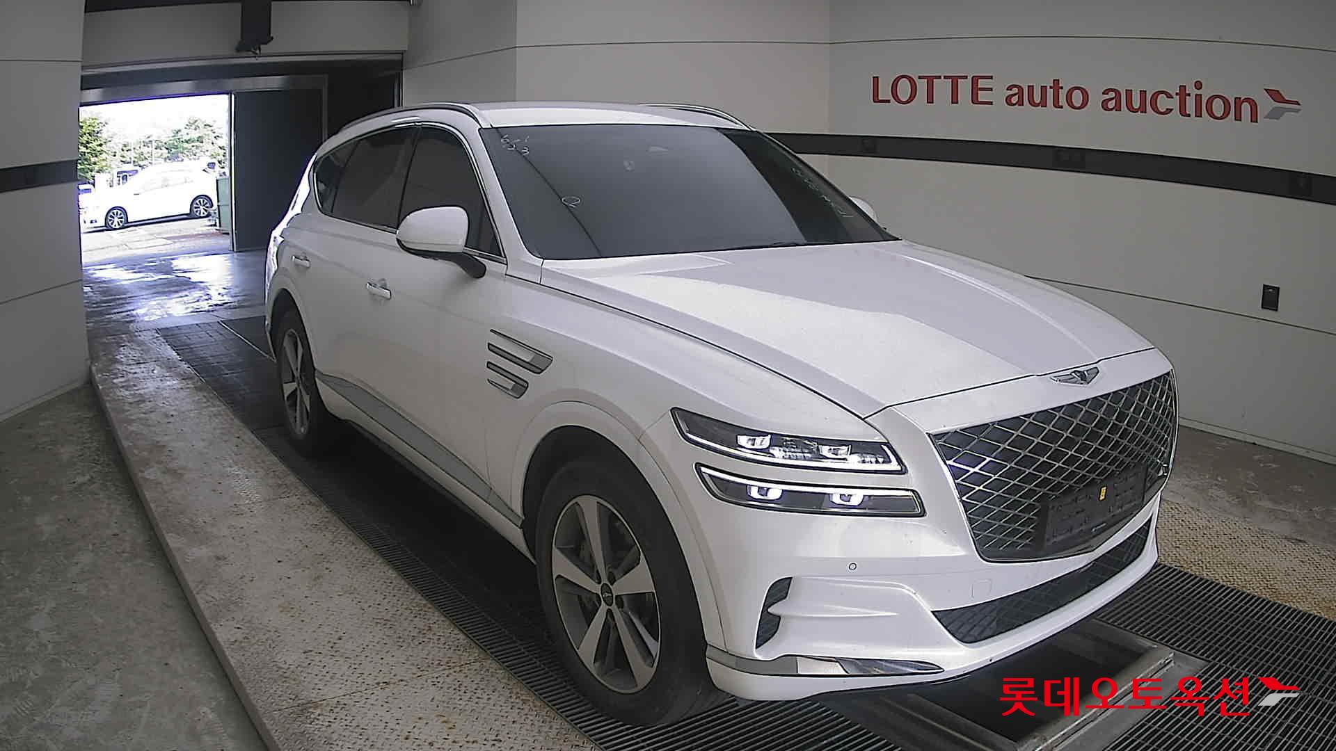 جينيسيس Gv80 2021 — صورة 19