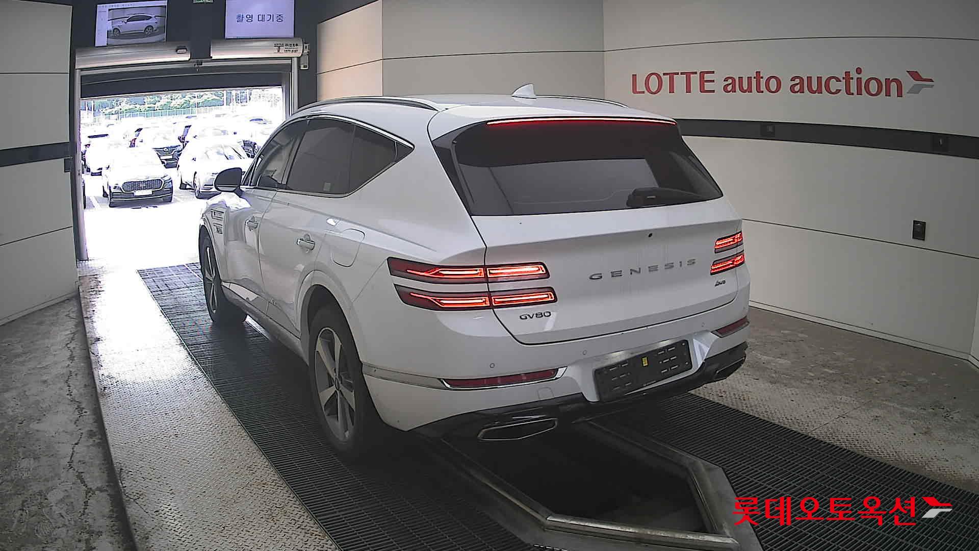 جينيسيس Gv80 2021 — صورة 9