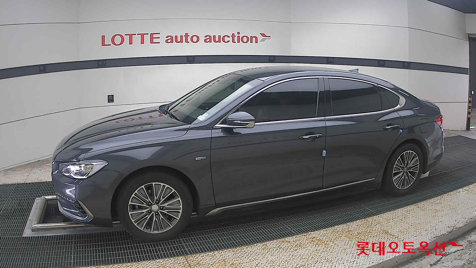 2018 - hyundai grandeur