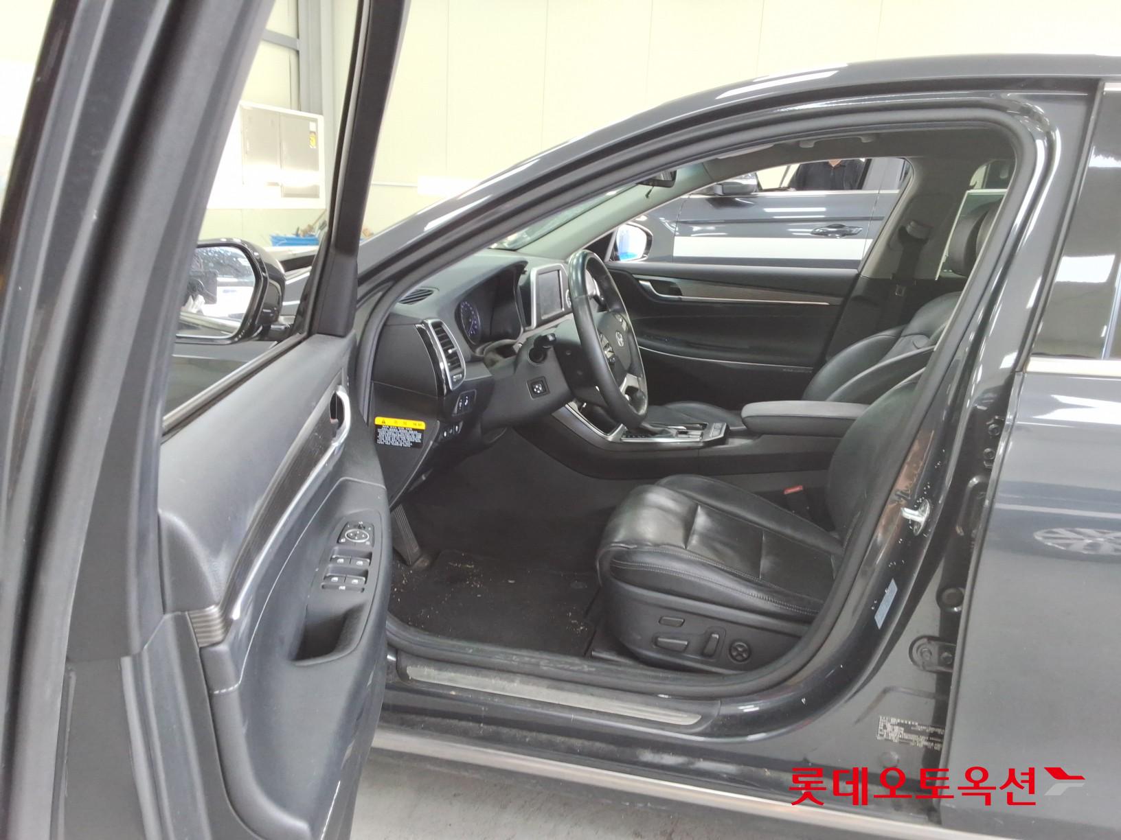 2018 - hyundai grandeur