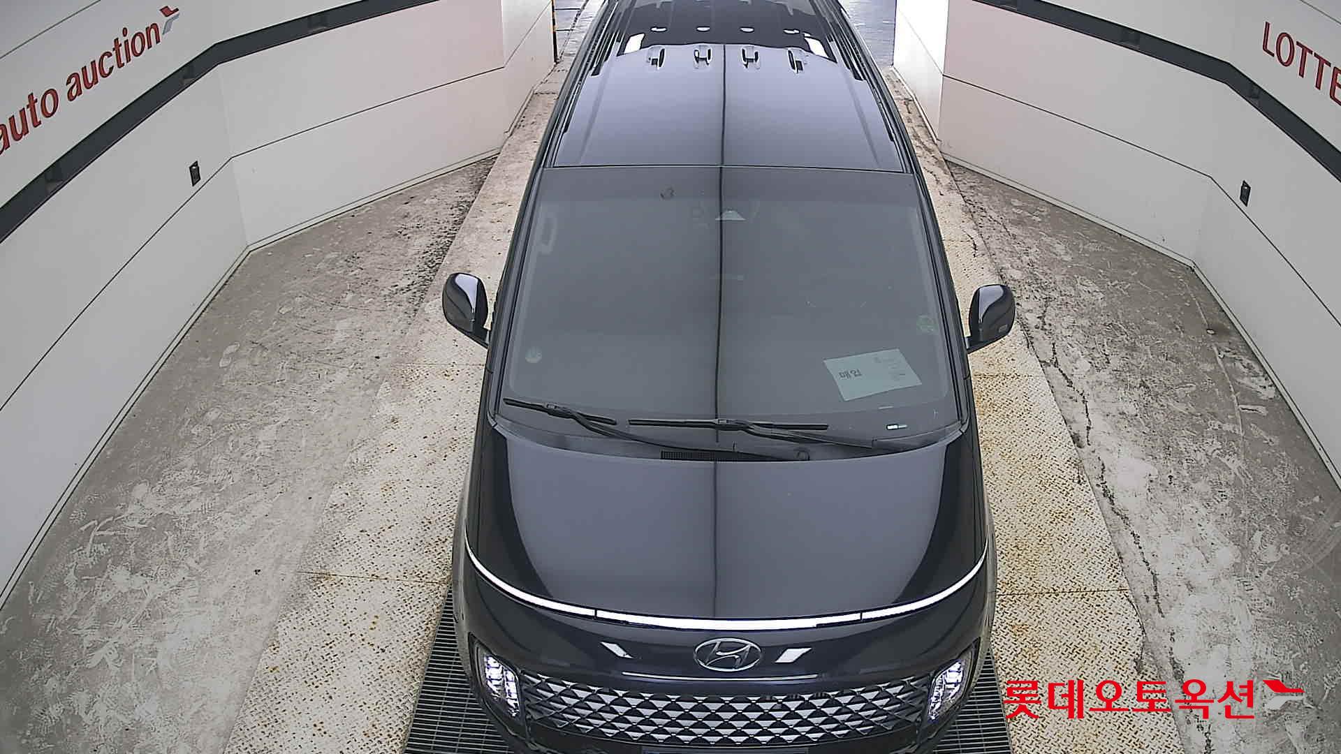 هيونداي Staria 2022 — صورة 25