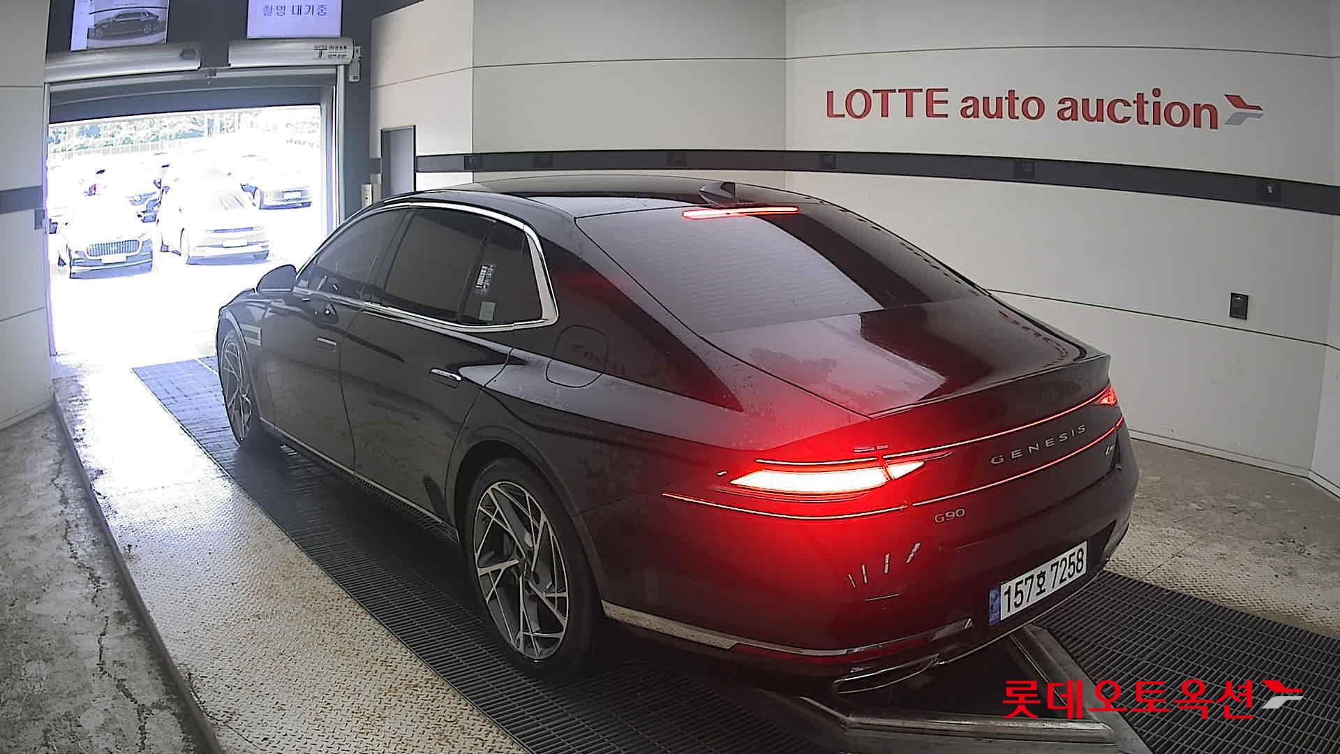 جينيسيس G90 2022 — صورة 10