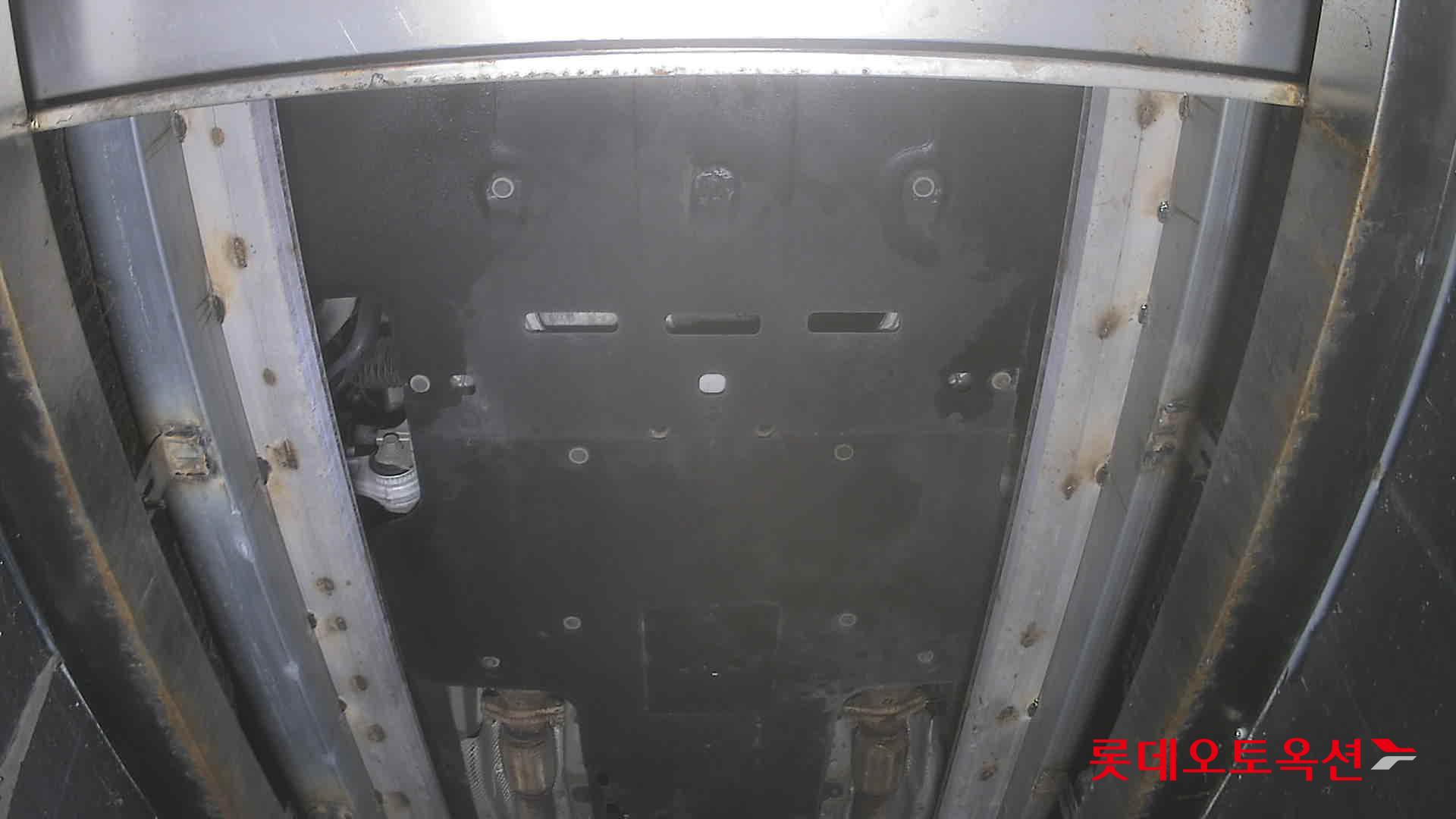 جينيسيس G90 2022 — صورة 26