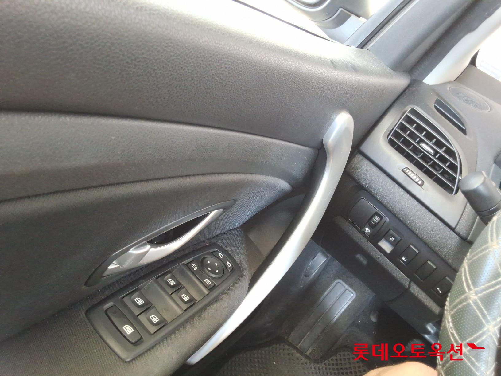 رينو كوريا إس إم 3 2010 LE PLUS