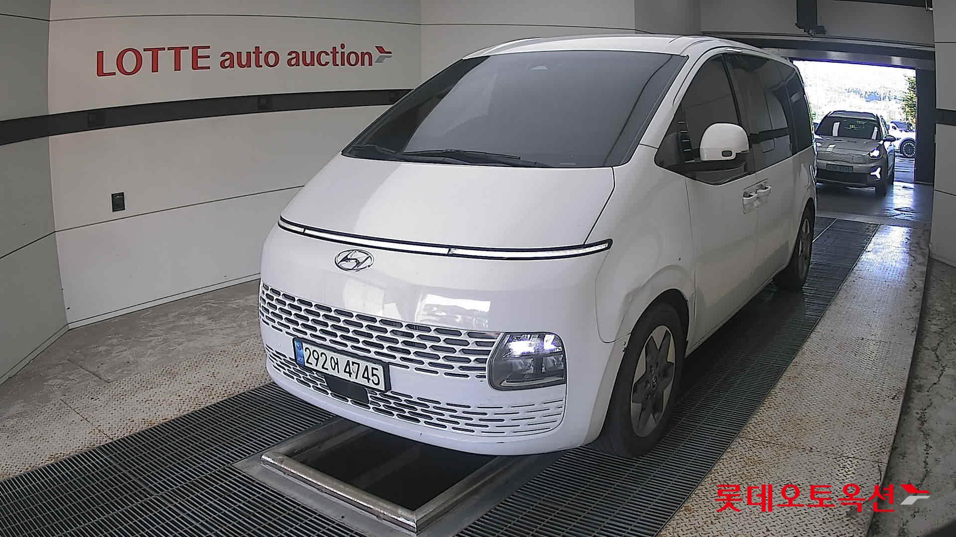 هيونداي Staria 2022 — صورة 2